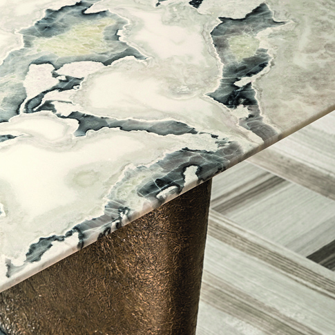 HESSENTIA-CORNELIO_CAPPELLINI-Cheope-table-detail-cortex-artistic-finish-Dover-white-marble