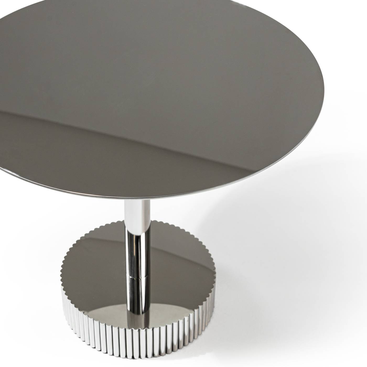 Hessentia-Millerino_coffee_table_05