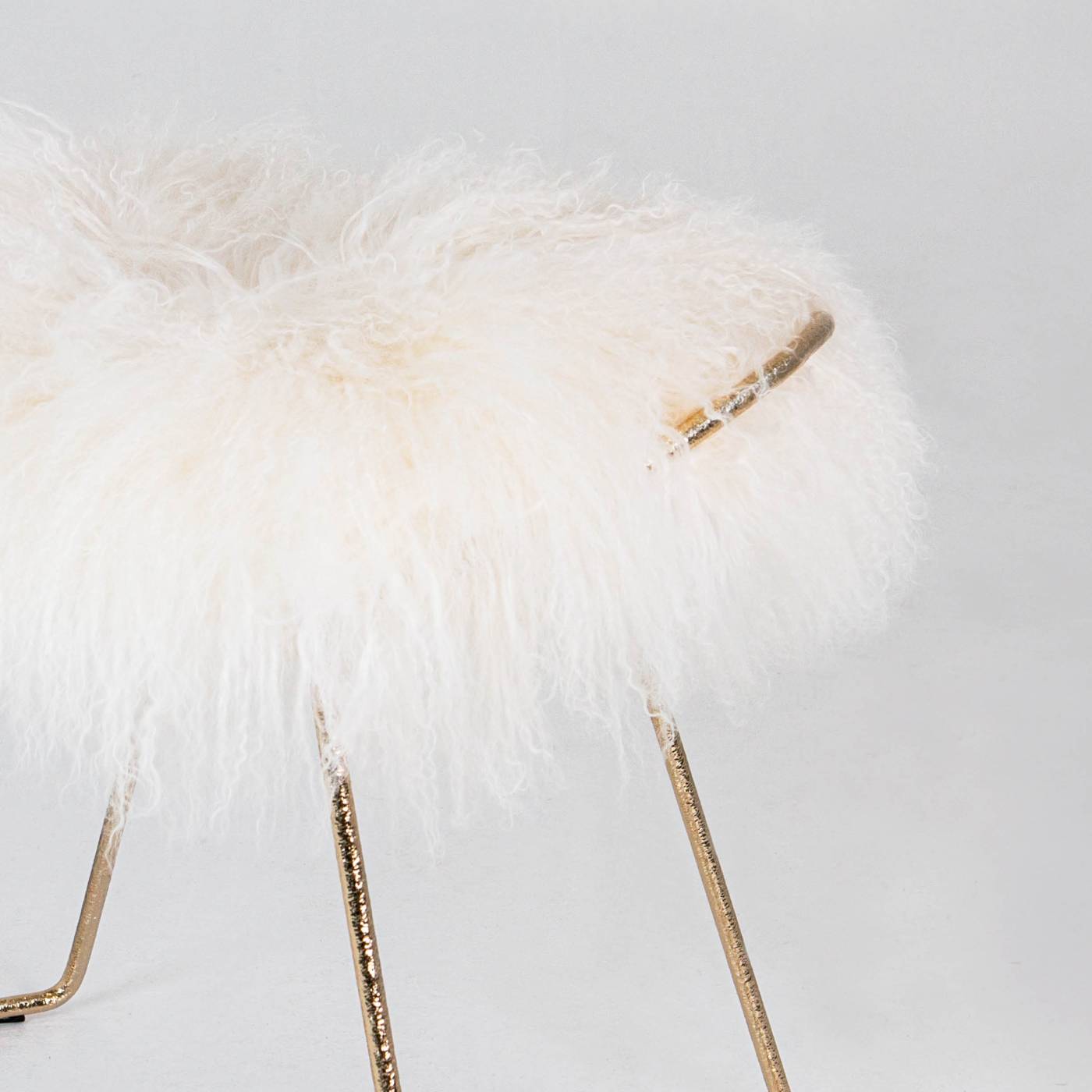 Hessentia-Twig_pouf_02