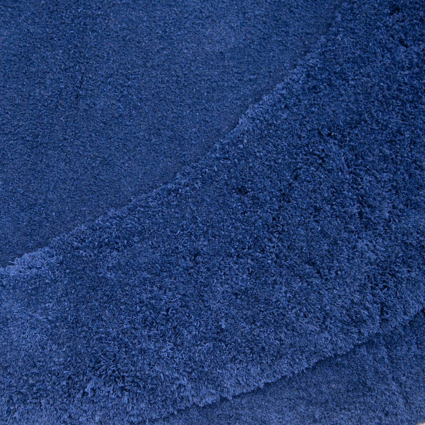 Hessentia-Moon_rug_02