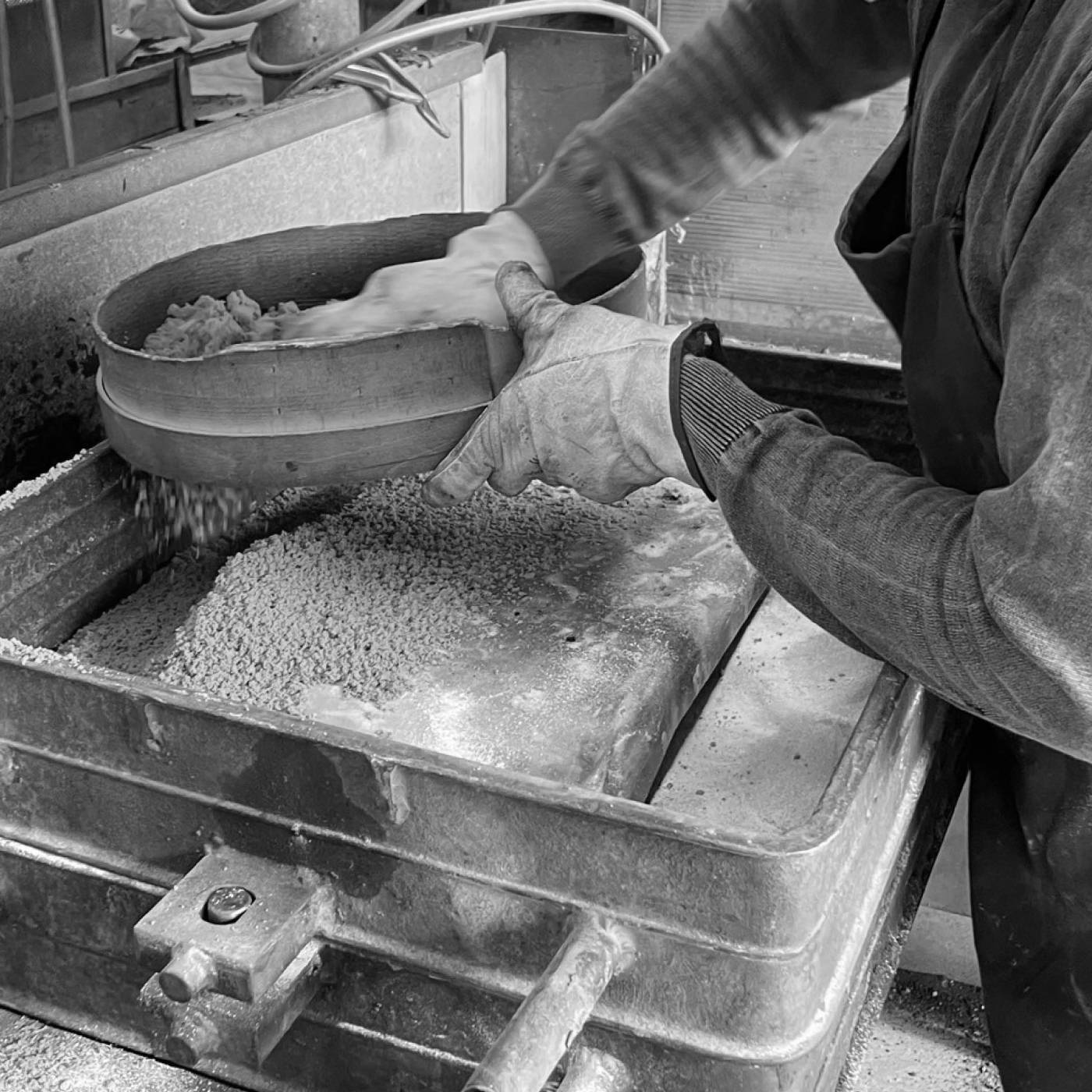 Hessentia-news-san-cast-bronze-milano-design-week-2023_4