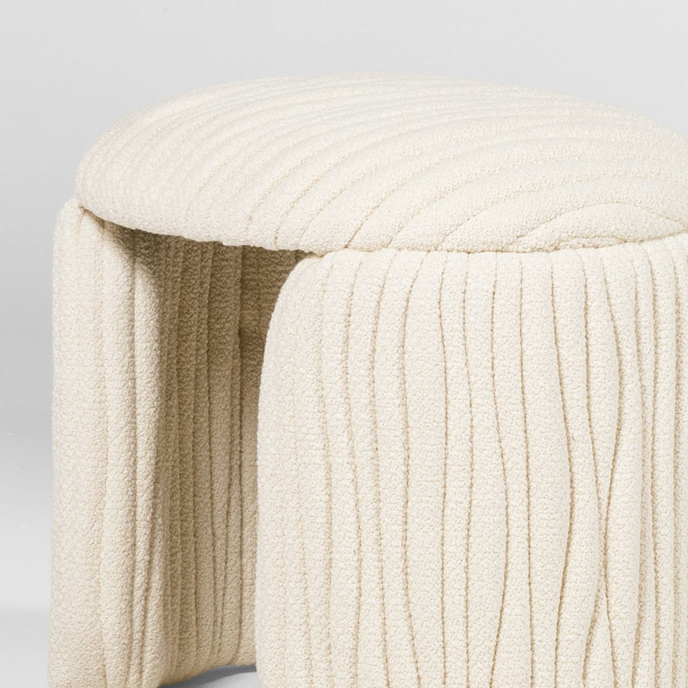 Hessentia-Leaf_pouf_04