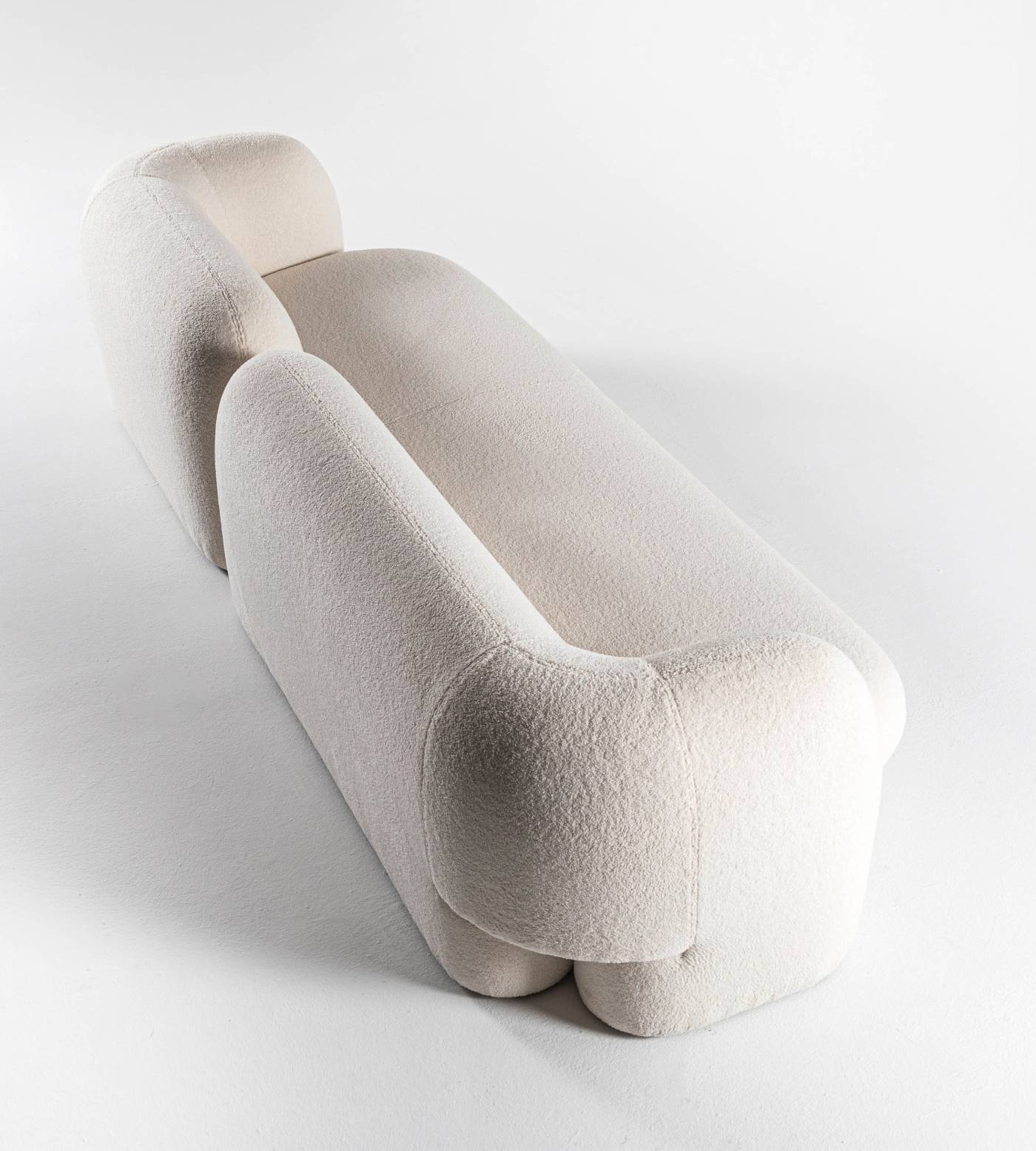 Hessentia-Gio_sofa_02