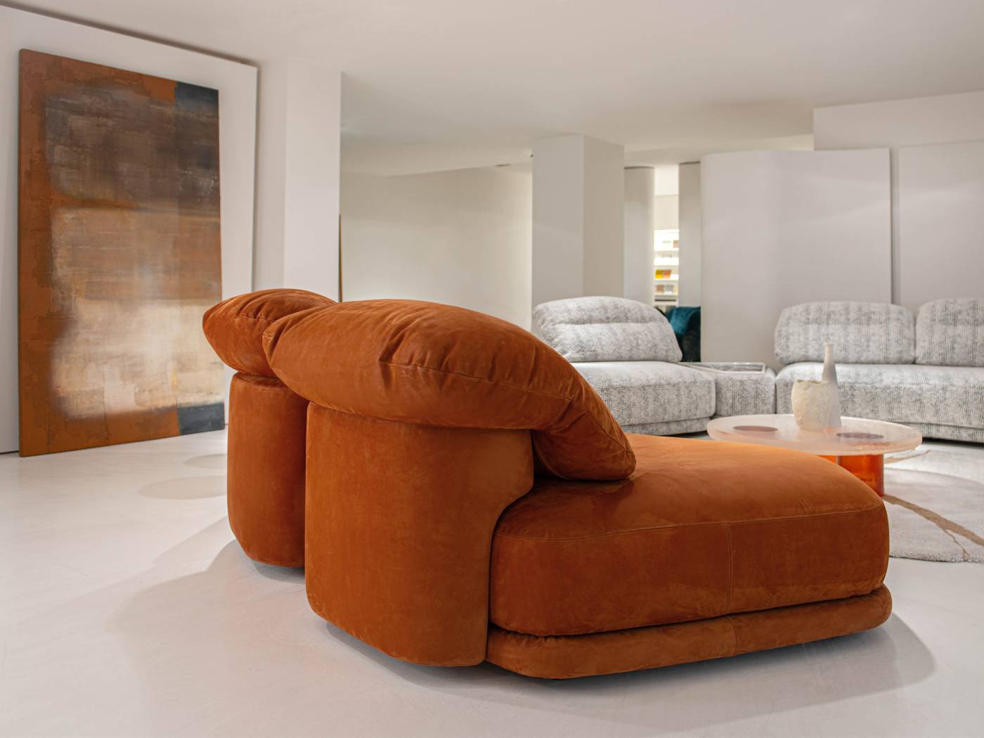 Hessentia-Cliff_sofa_03