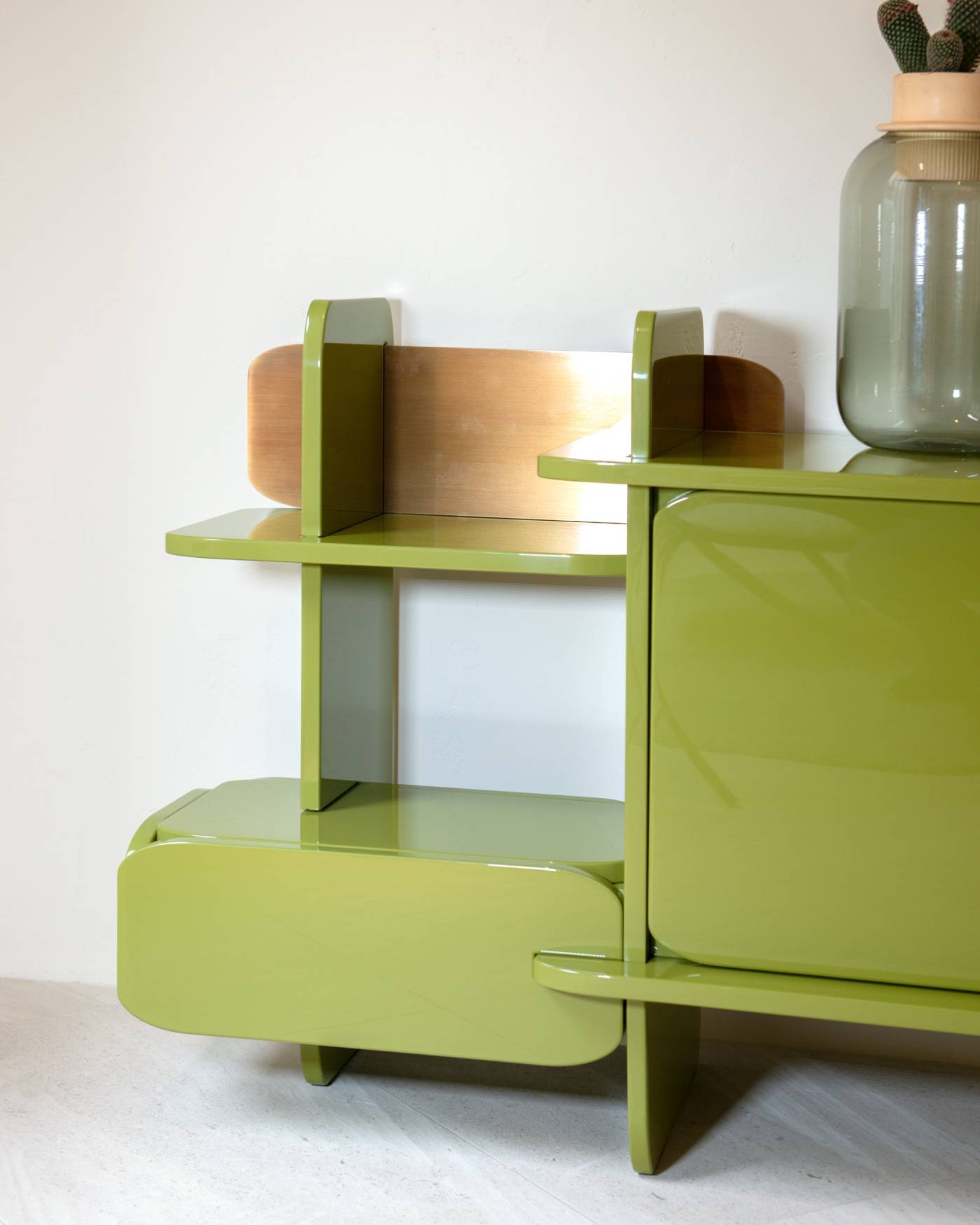 Hessentia-Greffage.b.la_storage_unit_02