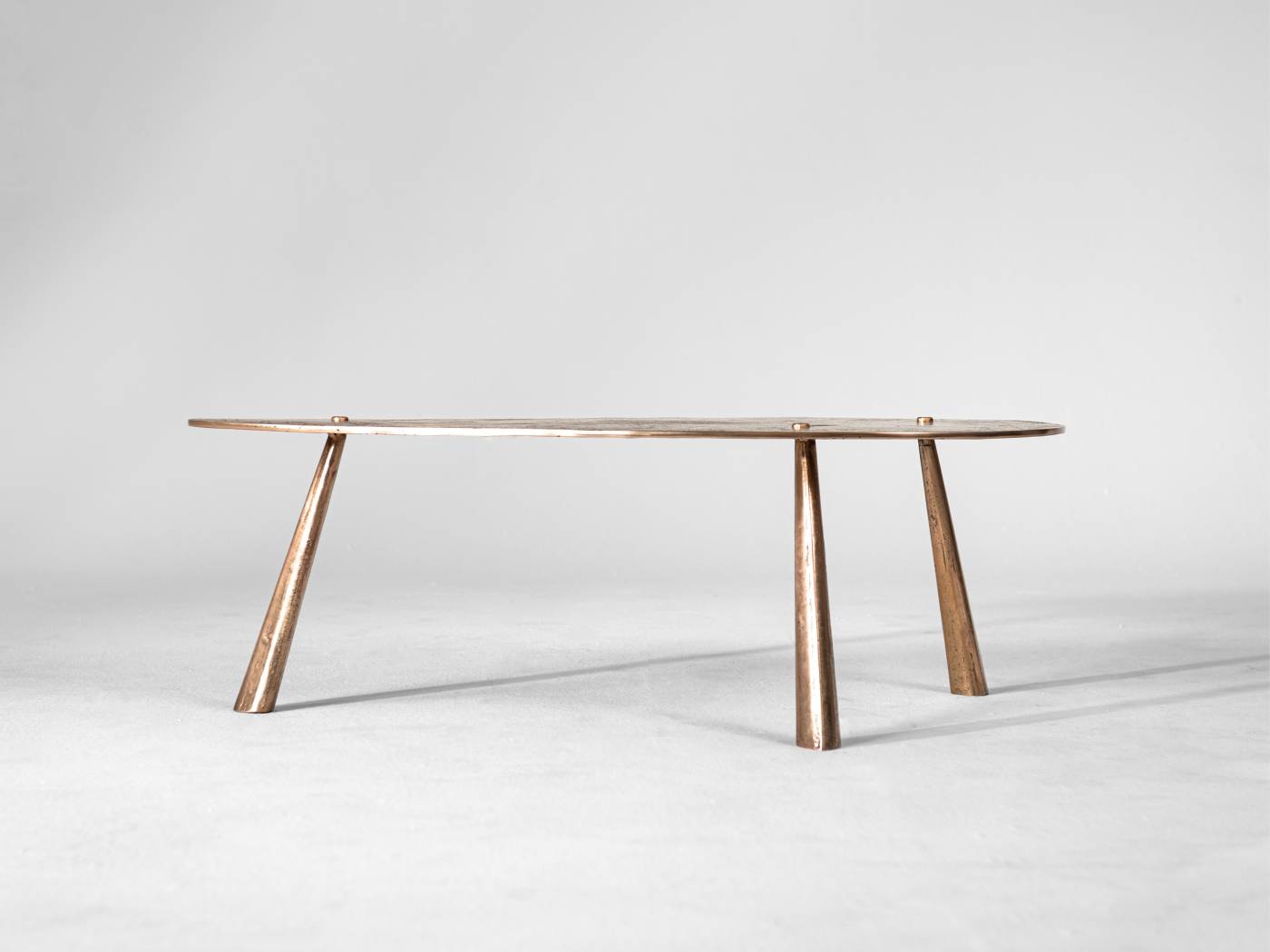 Hessentia-Drop_coffee_table_06
