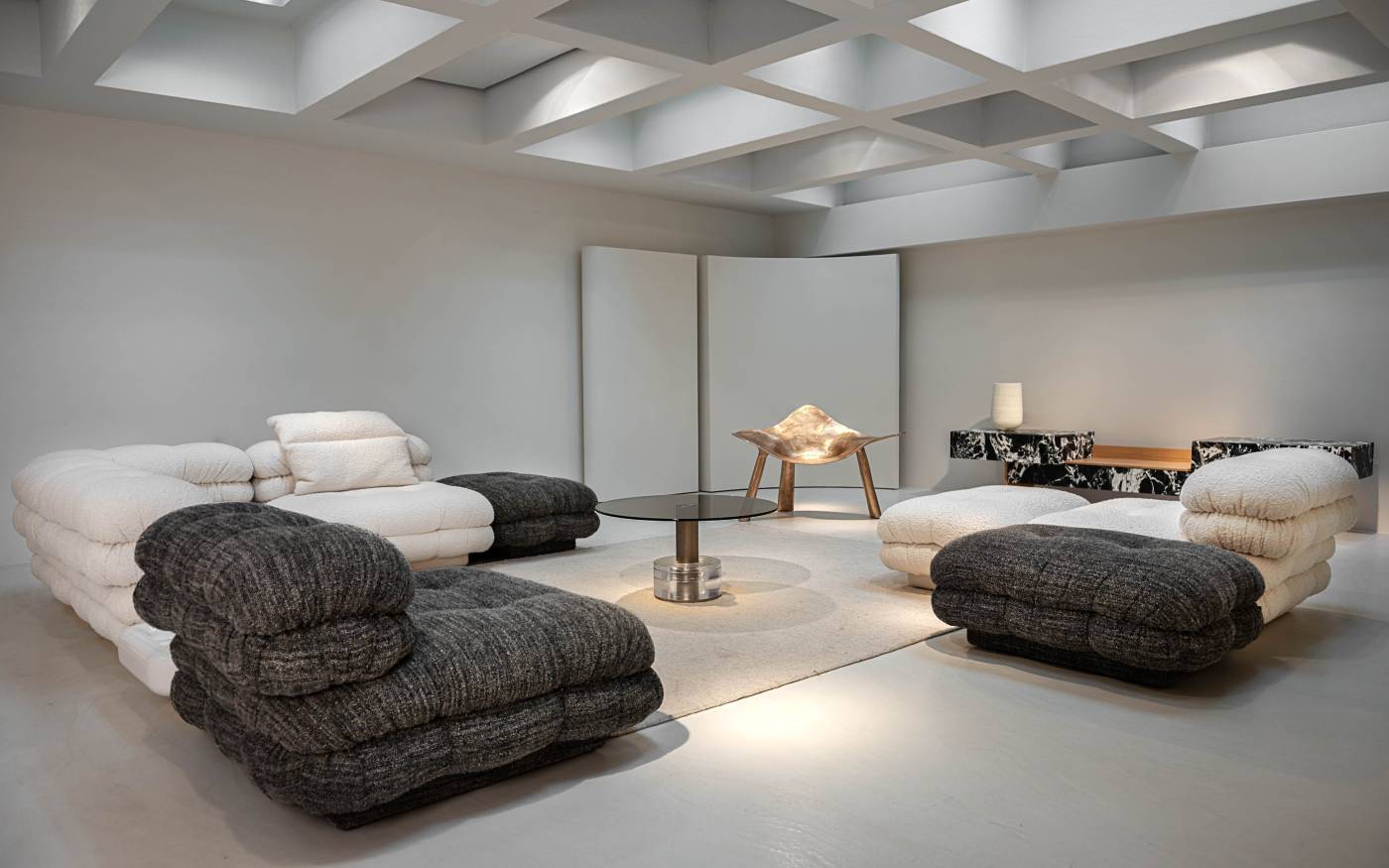 Hessentia-Lowell_modular_sofa_02