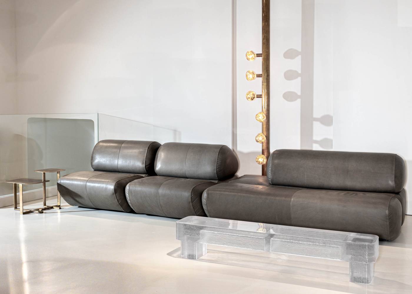 Hessentia-Bliss.2177_coffee_table_03