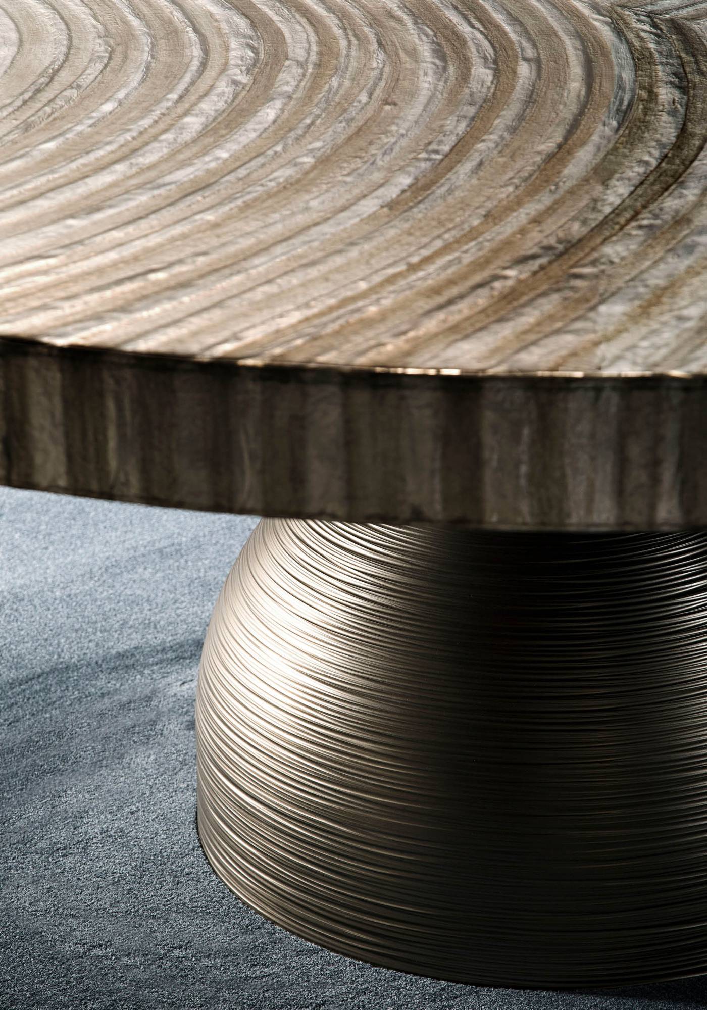 Hessentia-Otto_round_table_02