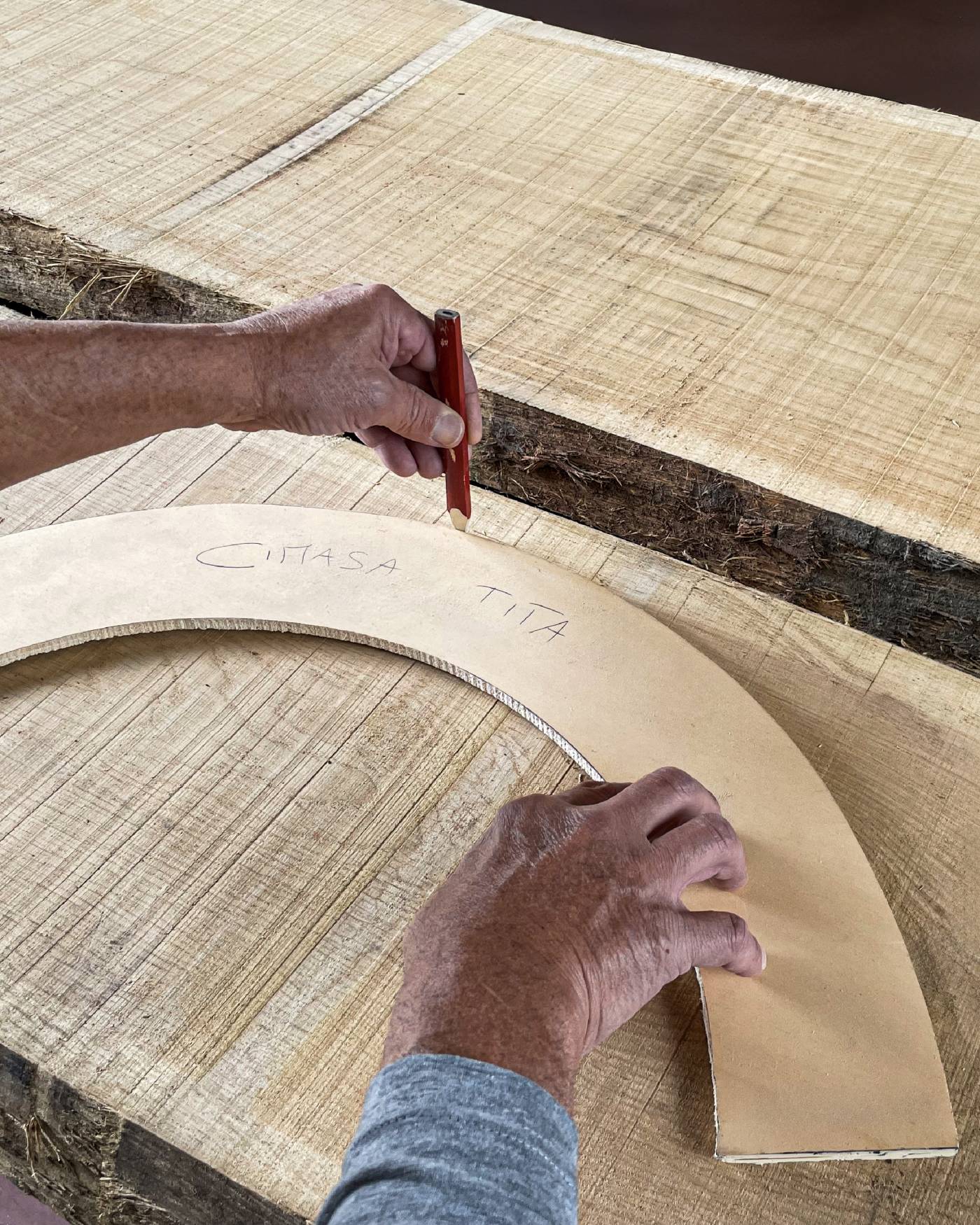 Hessentia-solid-wood-made-in-italy-016