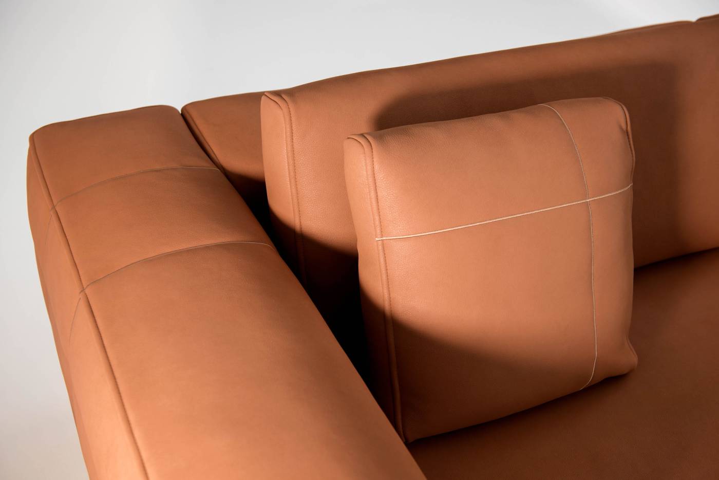 Hessentia-Rubik_sofa_03