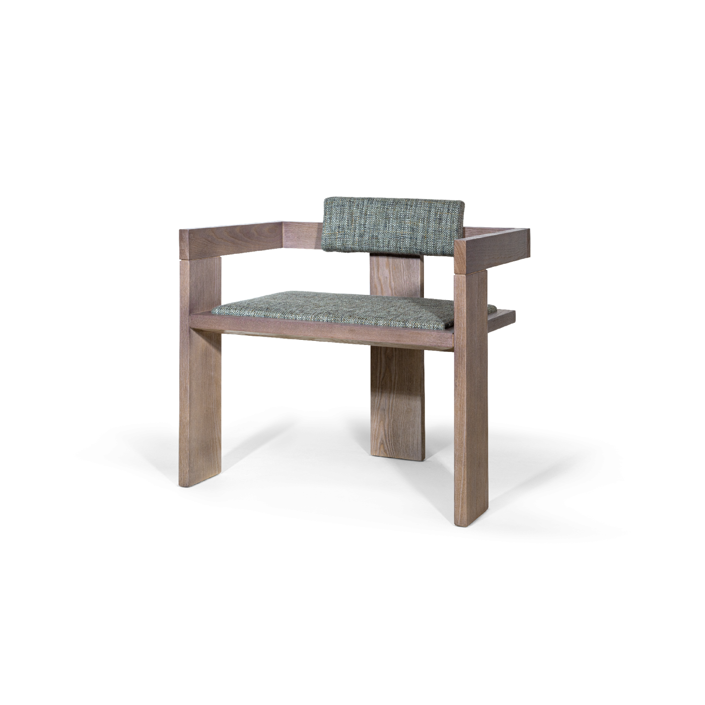 _Hessentia-Kant.2100_armchair_01