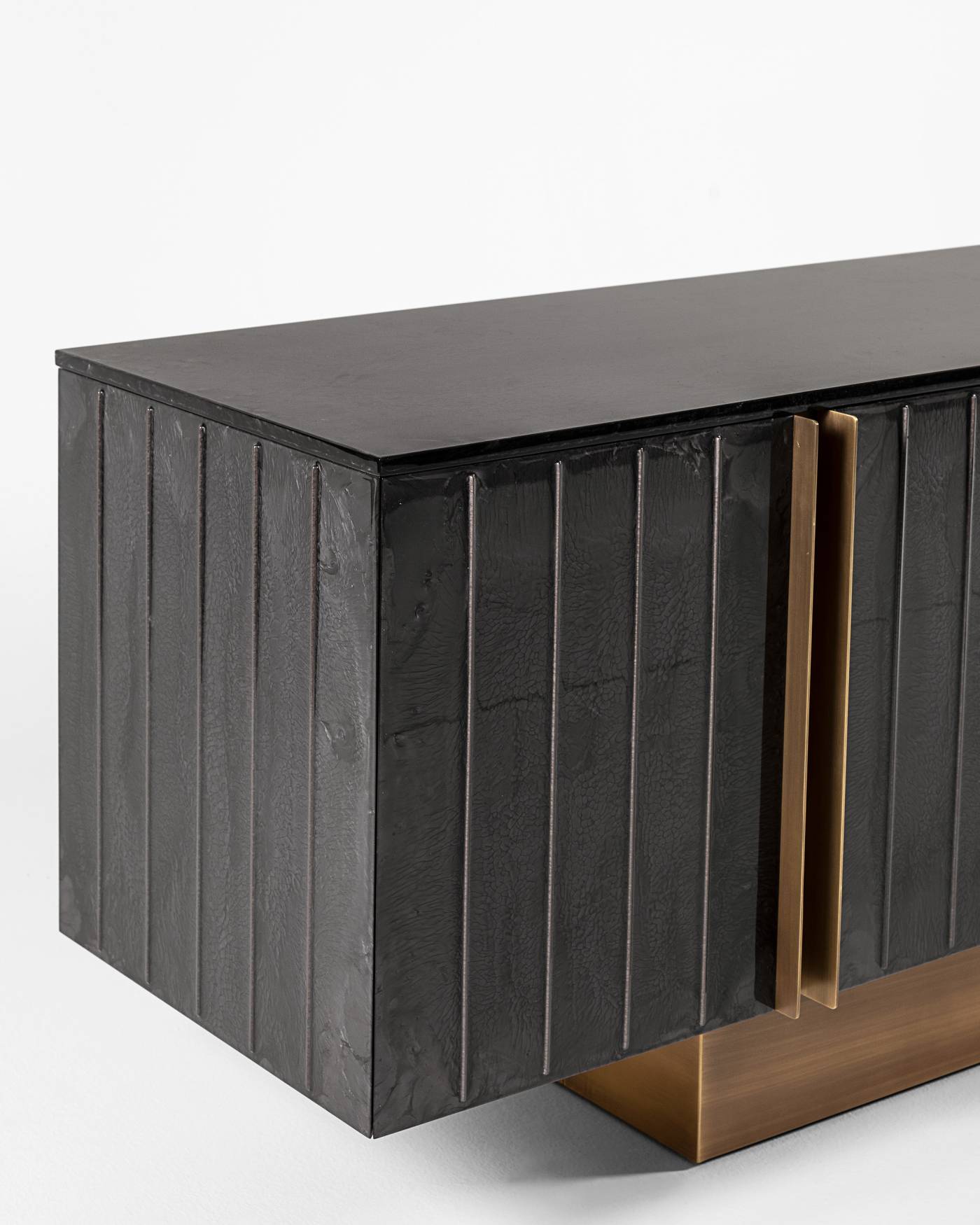 Hessentia-Domino.a_storage_unit_04