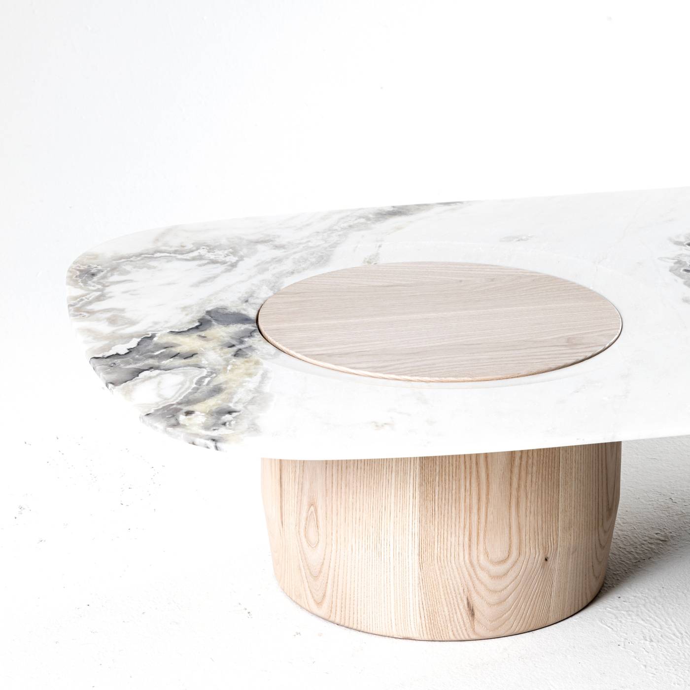 Hessentia-Joss.ma_coffee_table_04
