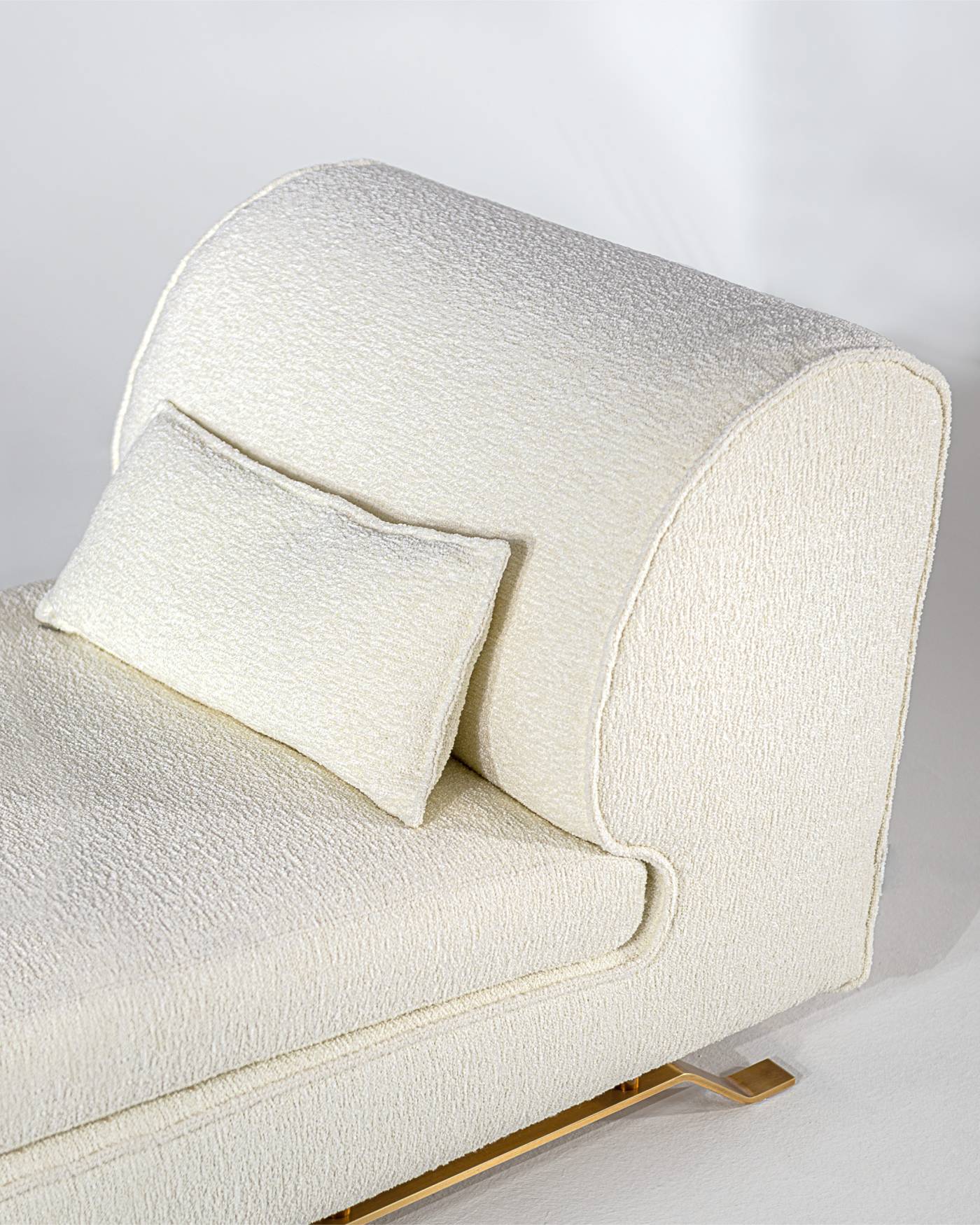 Hessentia-Denver_chaise_longue_02