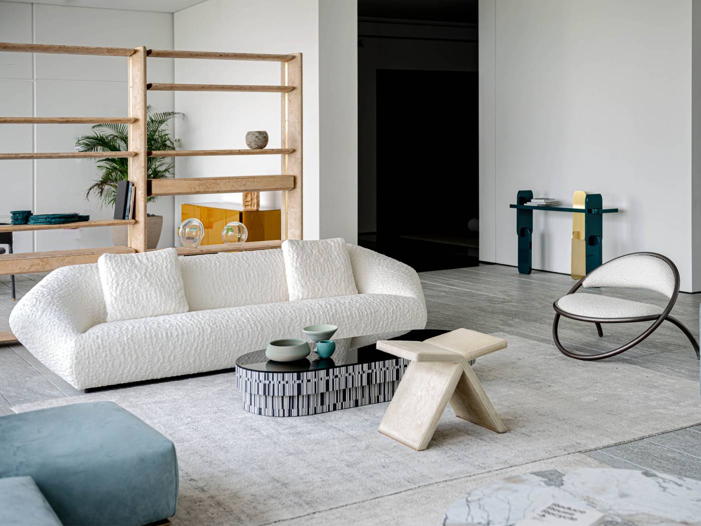 Hessentia-Bloom.fn_sofa_02