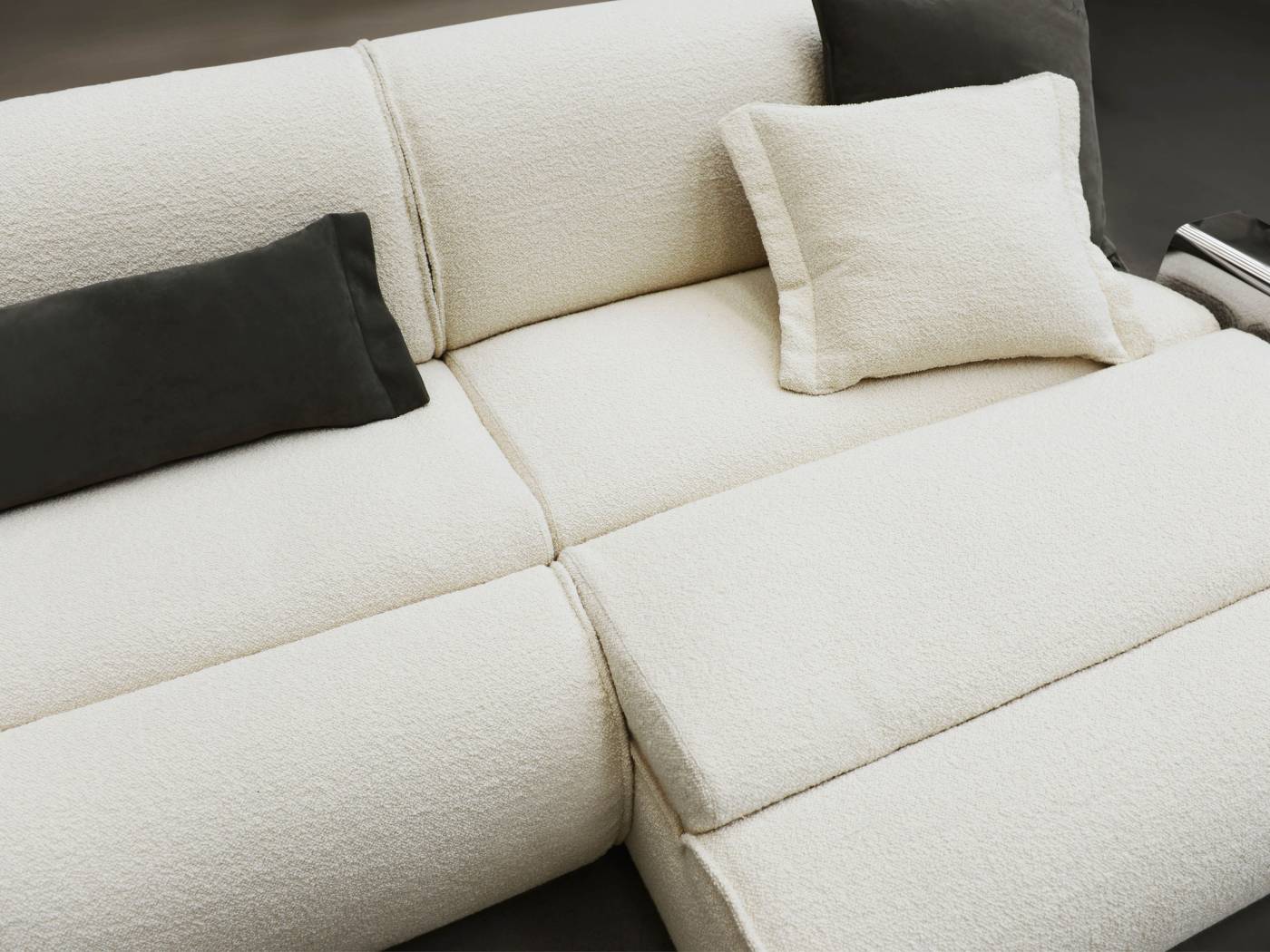 Hessentia-Denver_sofa_02