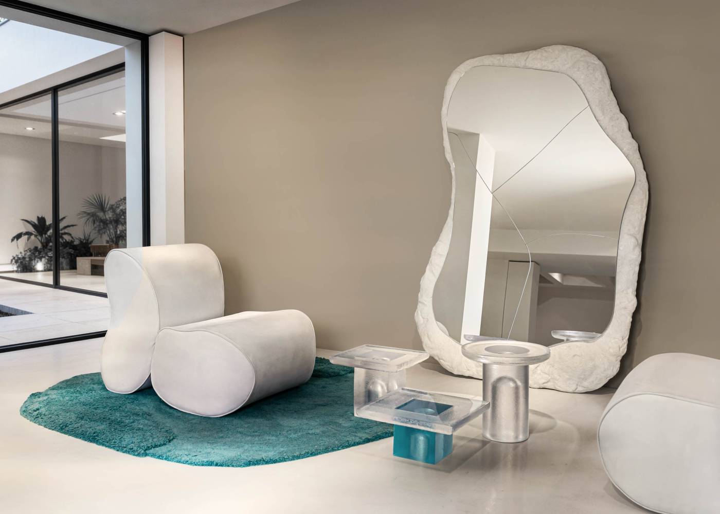 Hessentia-Alma_armchair_07