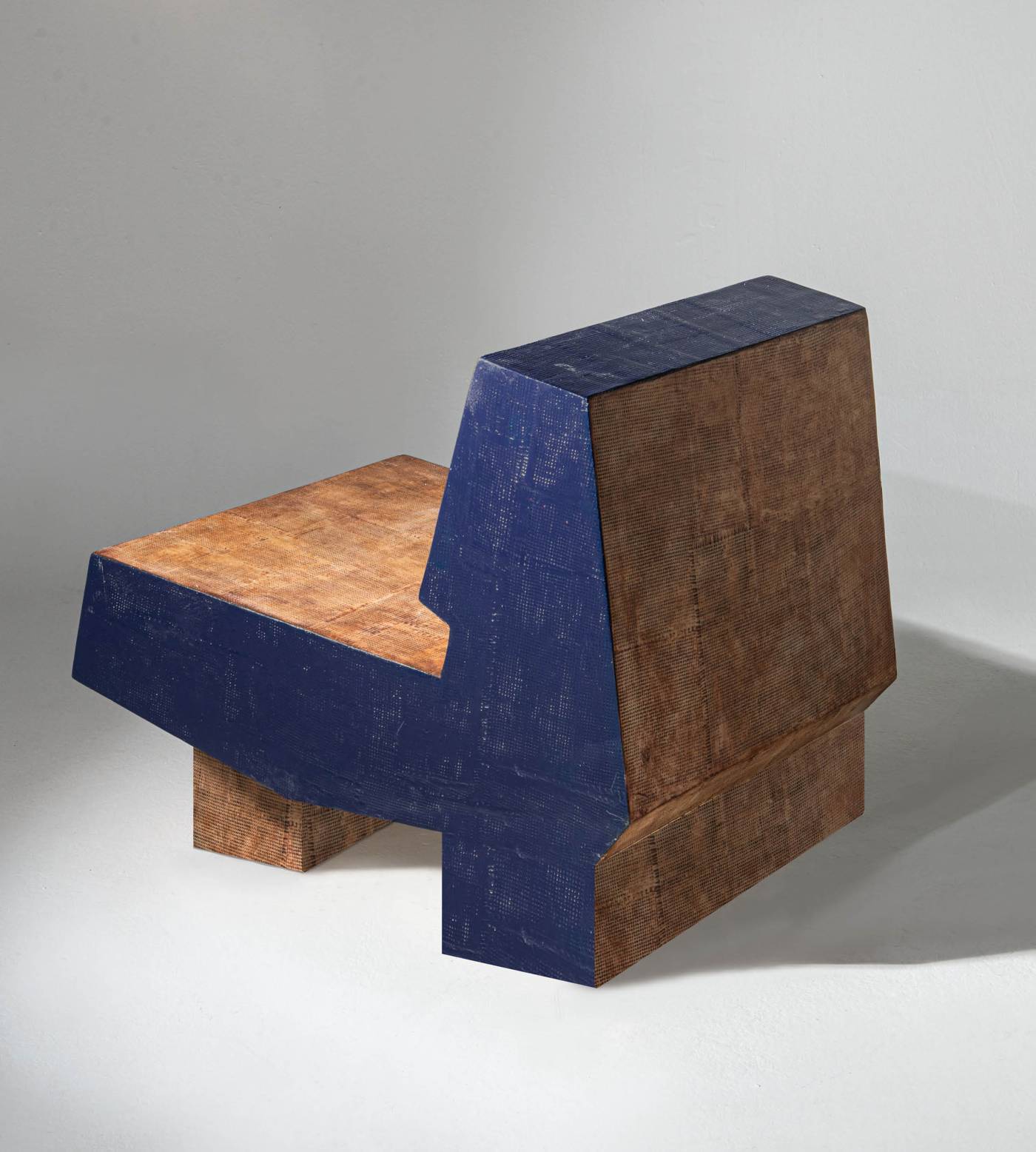 Hessentia-Eureka.2100_armchair_04