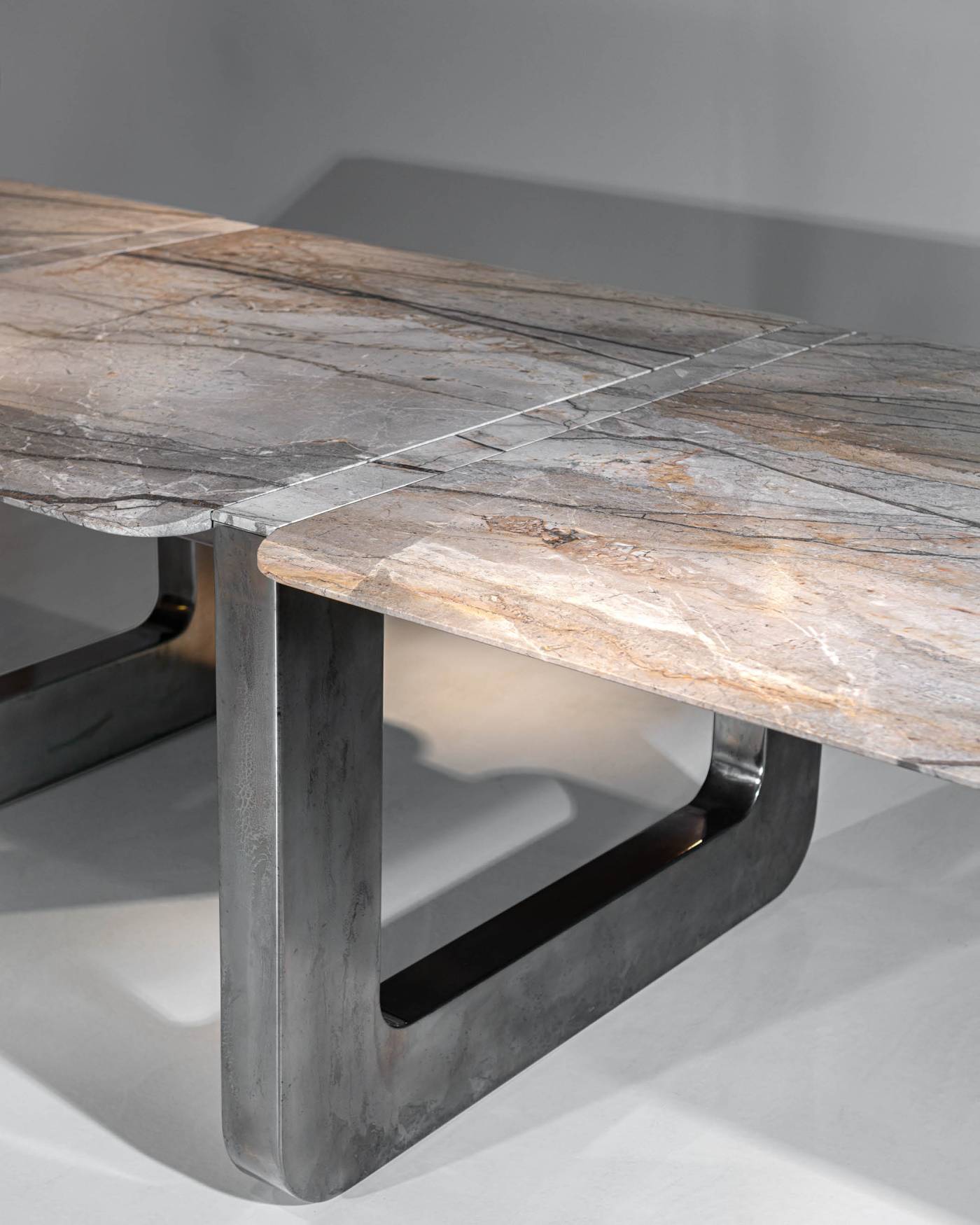 Hessentia-Atlas_table_04