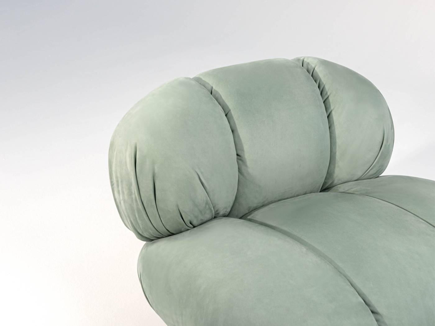 Hessentia-Kiro_armchair_16_extra