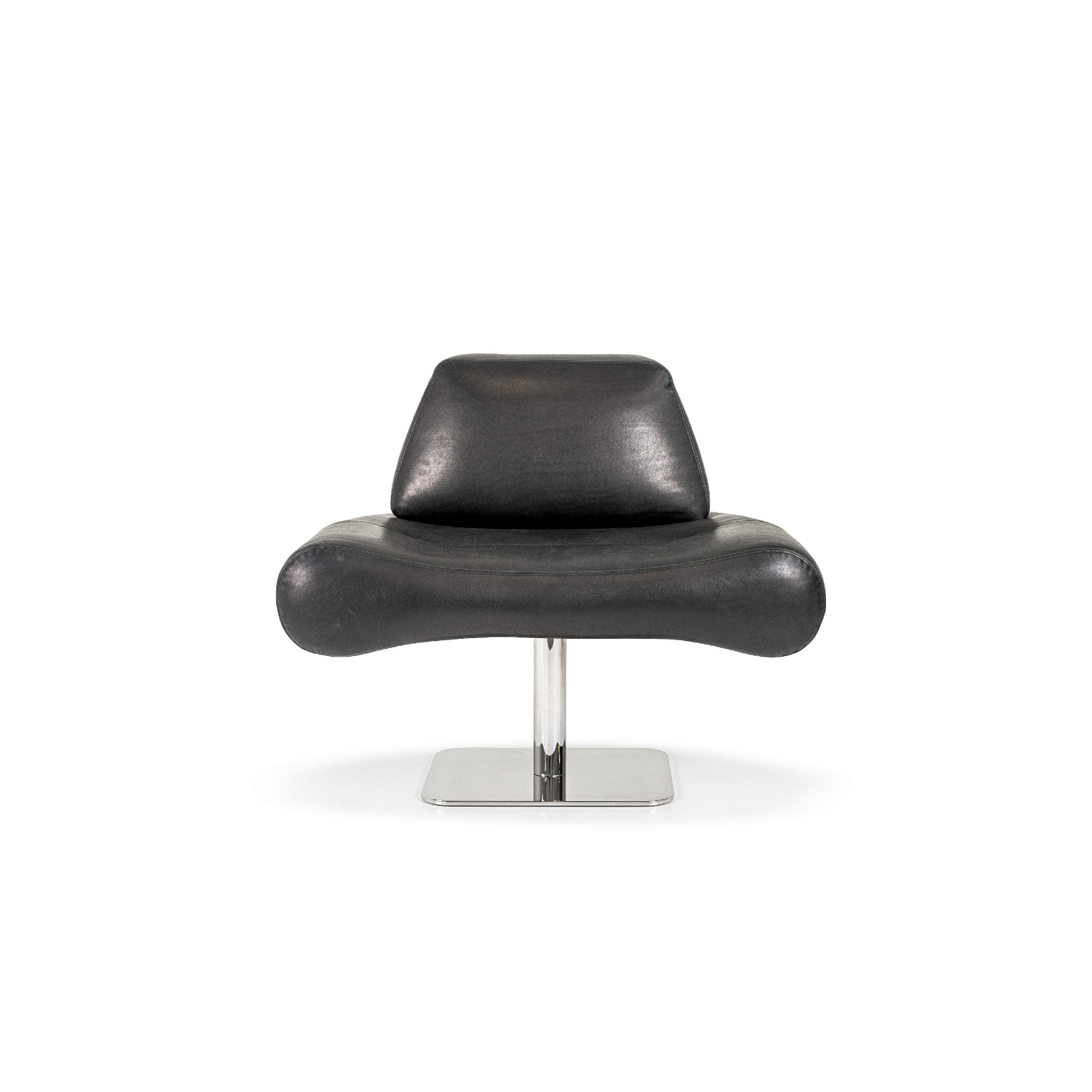 _Hessentia-Cozy_armchair_01