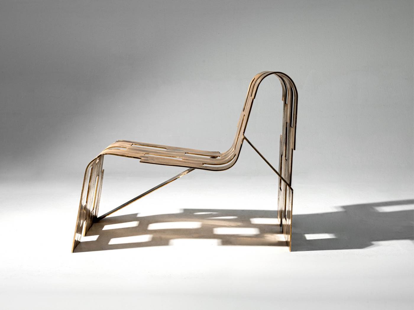 Hessentia-Grid.2100_armchair_04