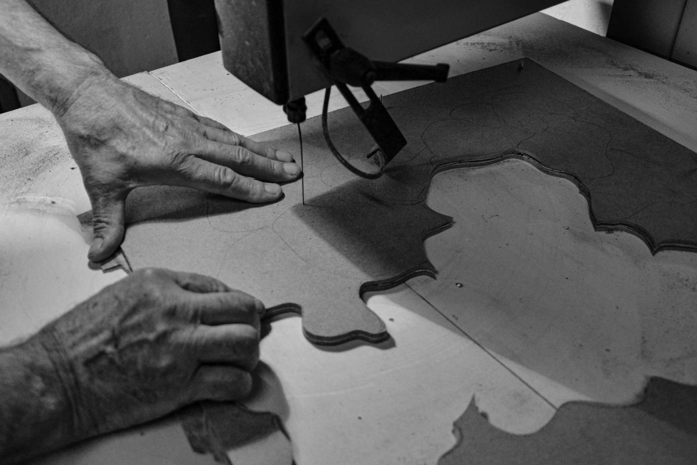 HESSENTIA-Poplar-Briar_made-in-Italy3