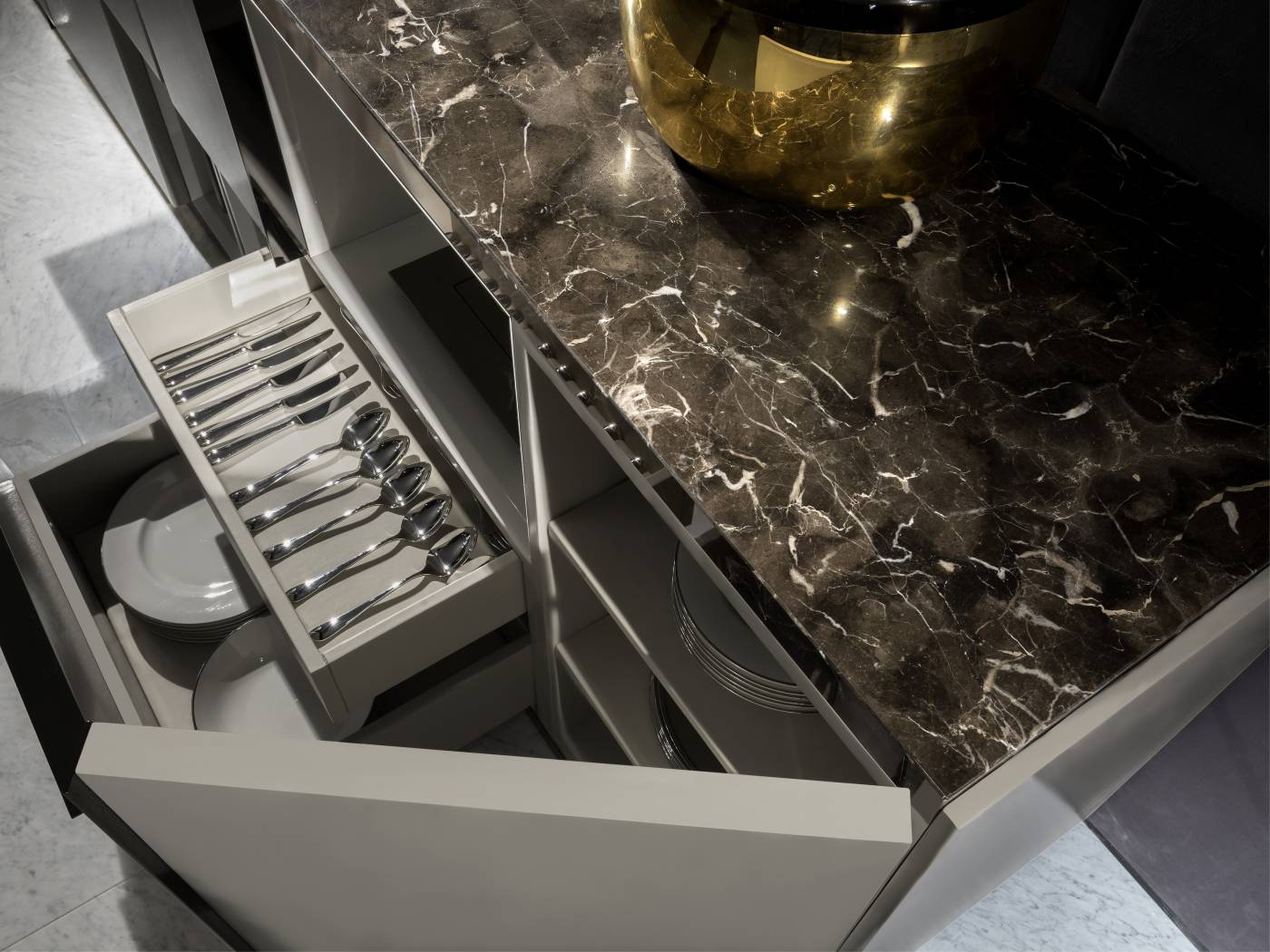 Hessentia-Morfeo.a_storage_unit_04