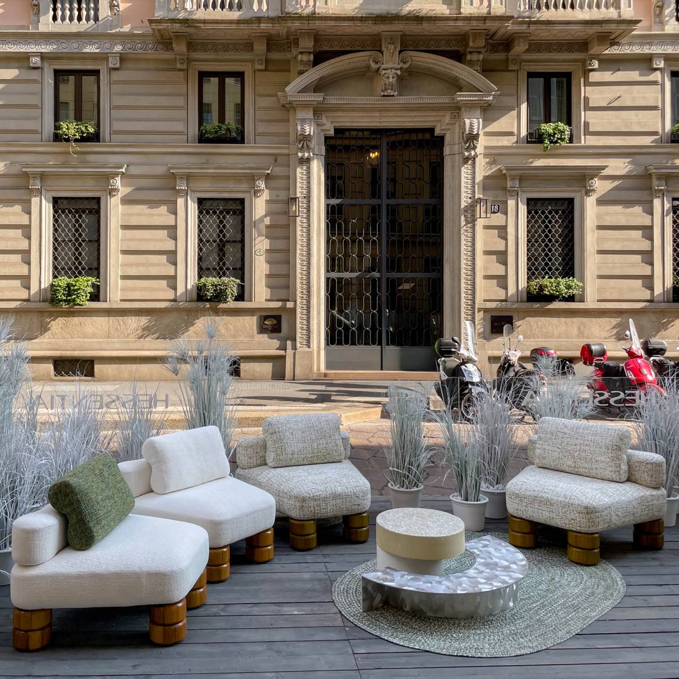 Hessentia-Connexio-Milano-Design-Week-2025-cv2