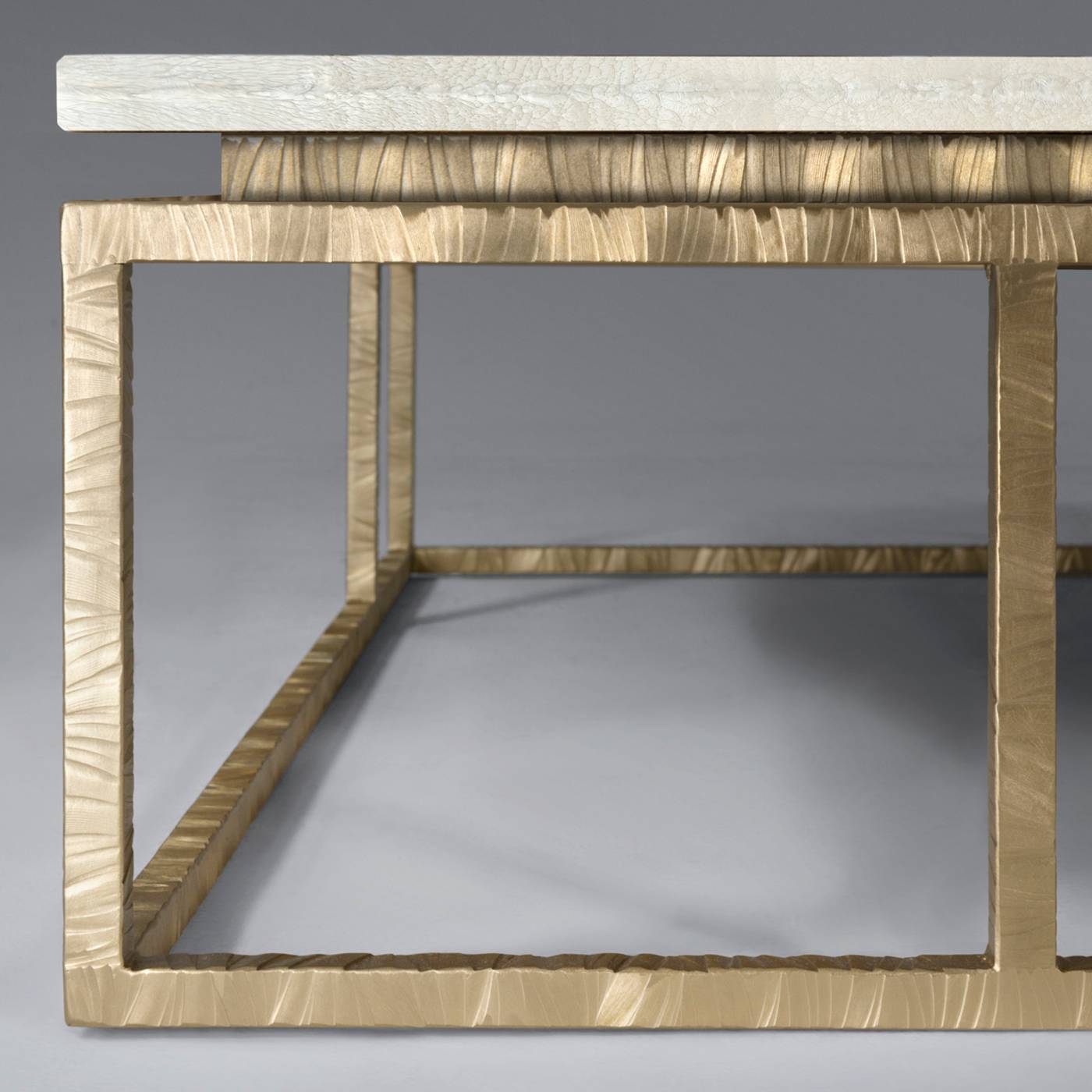 Hessentia-Lineup.re_coffee_table_02