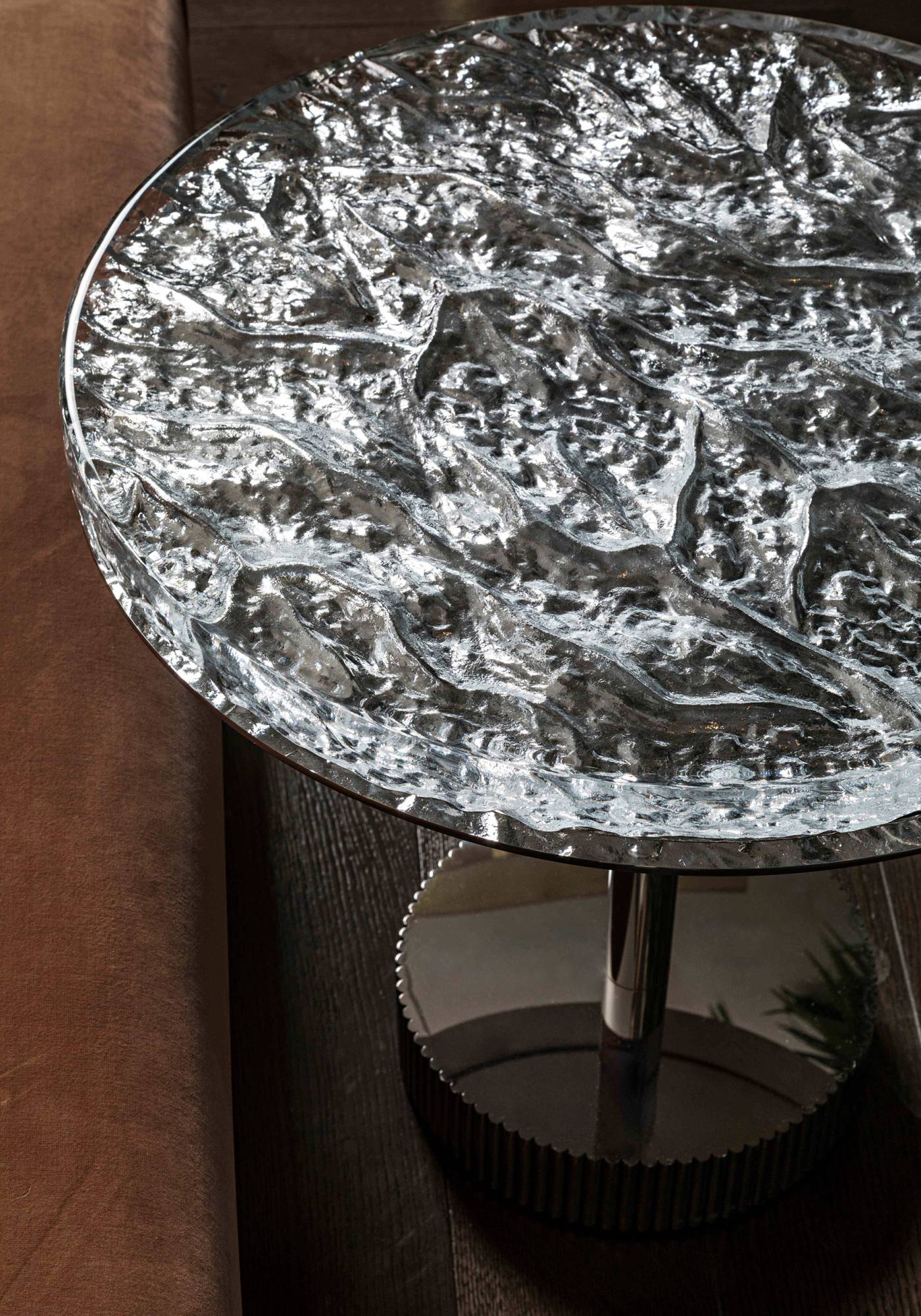 Hessentia-Miller.he_coffee_table_03