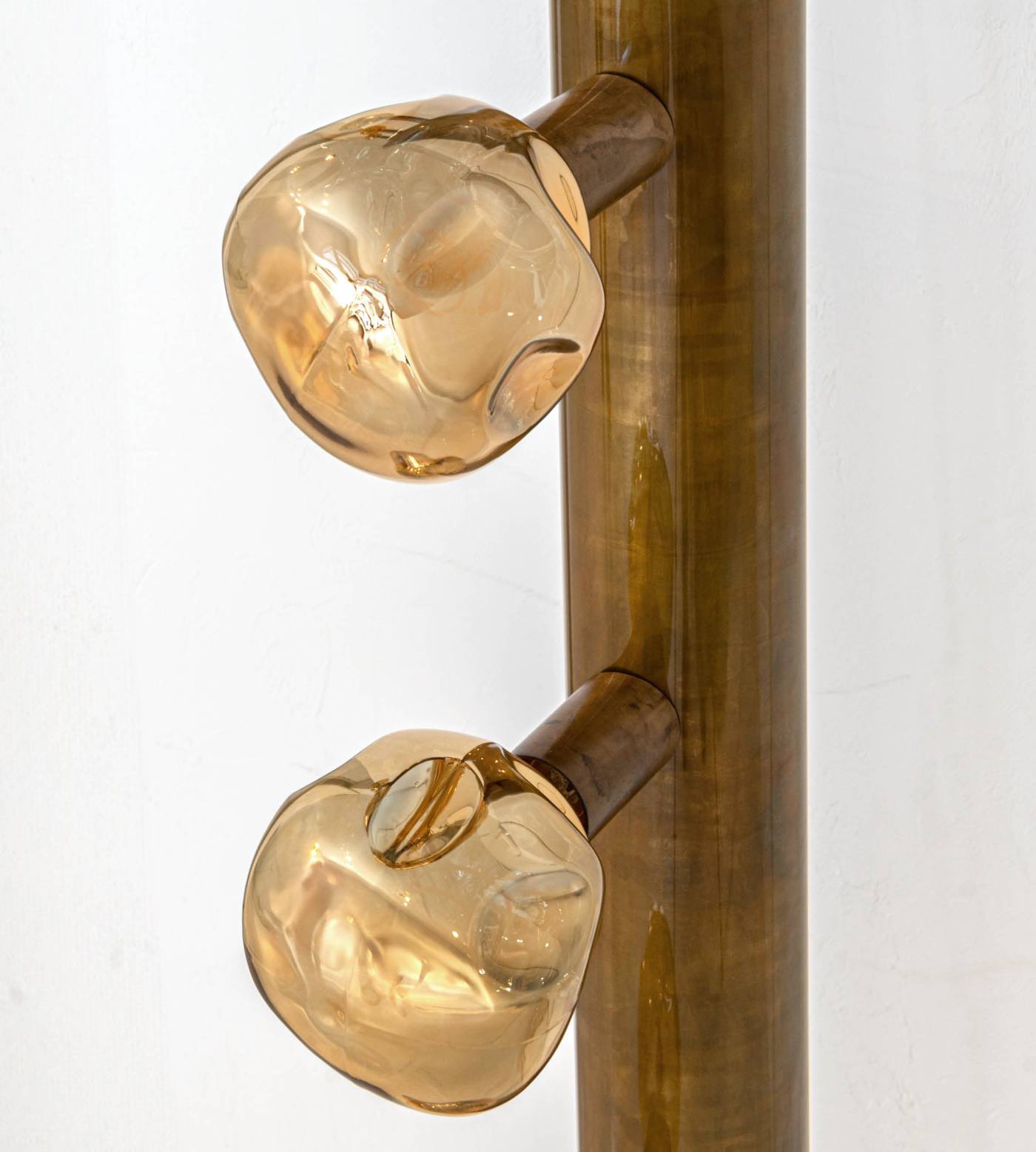 Hessentia-Mikado_floor_lamp_03