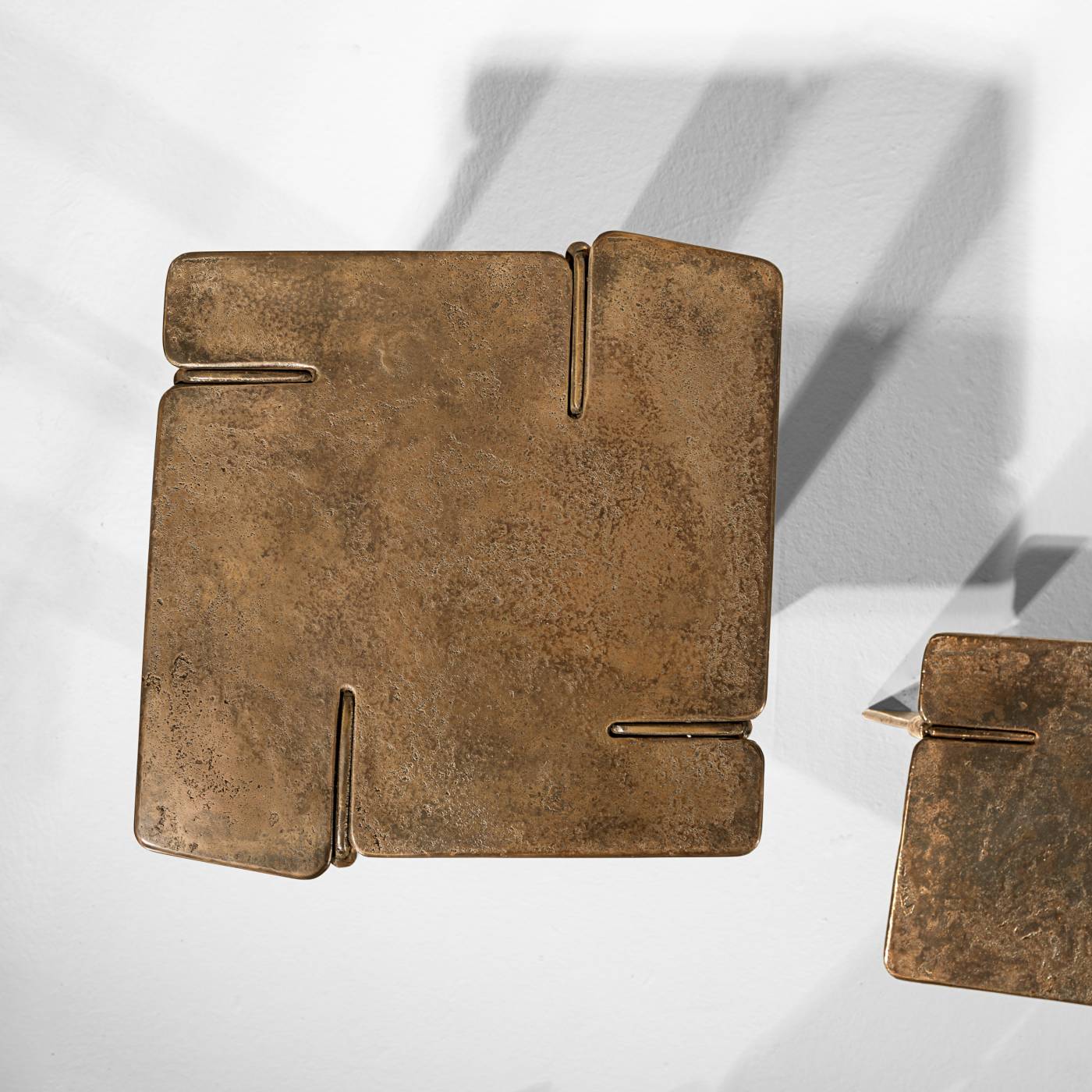 Hessentia-Overlap.fu_coffee_table_12