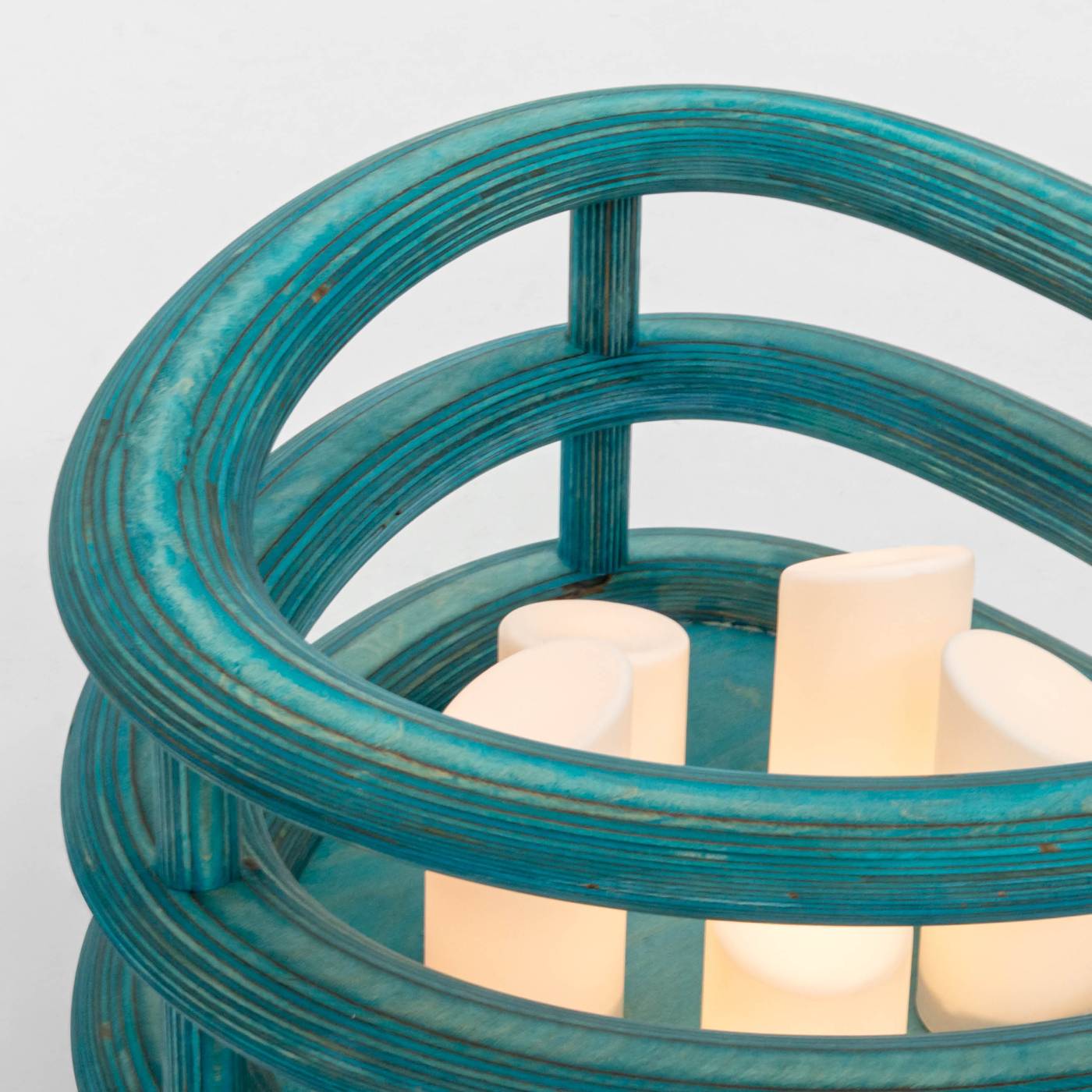 Hessentia-Itaca_lantern_02