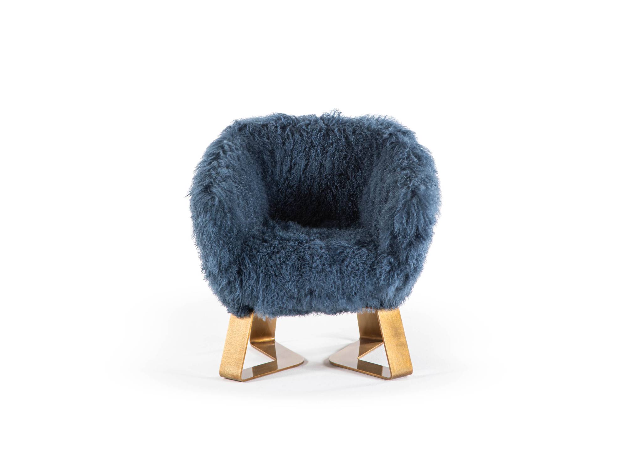 Hessentia-Oliver.mo_armchair_04