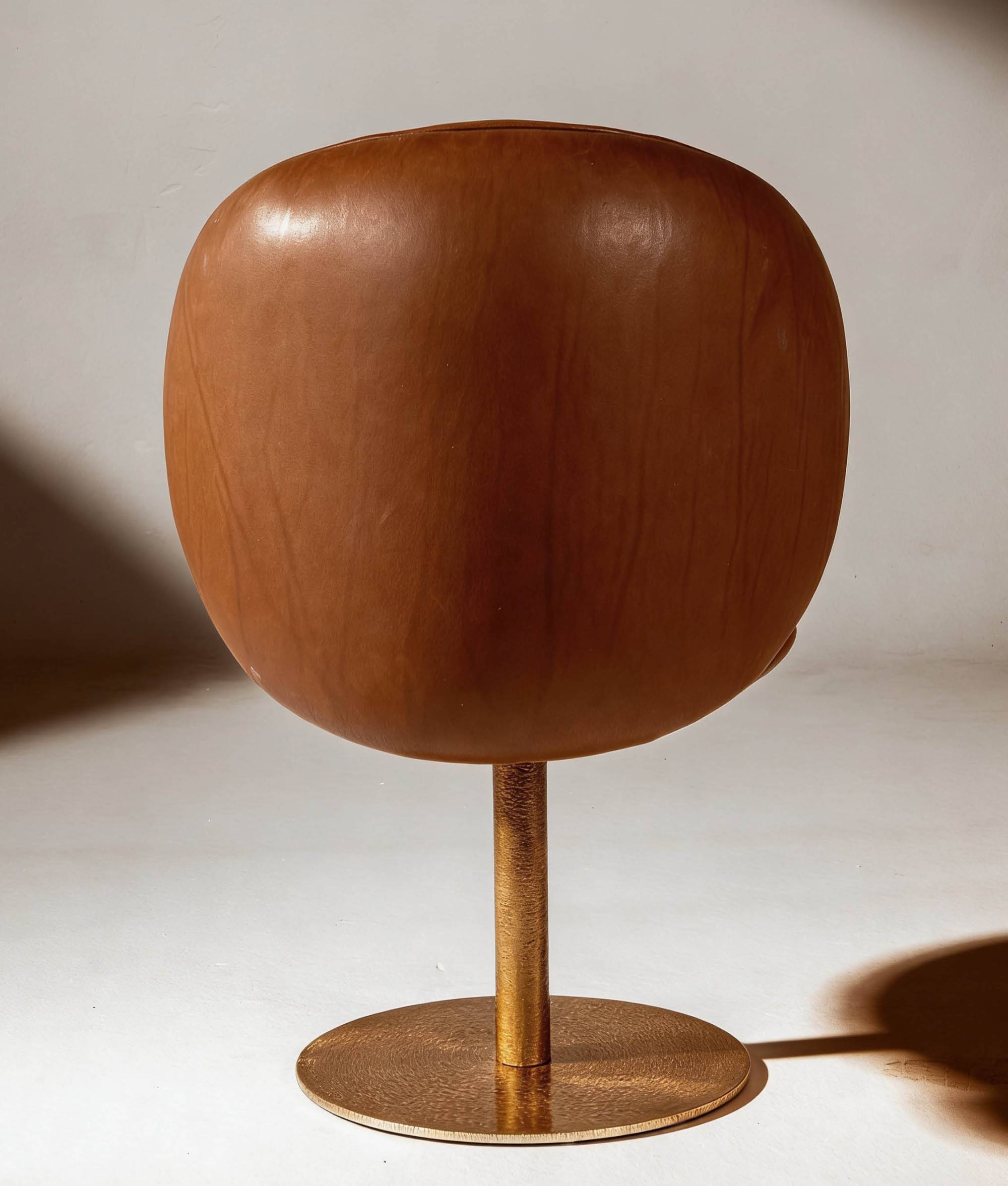 Hessentia-Coco.1040_armchair_07