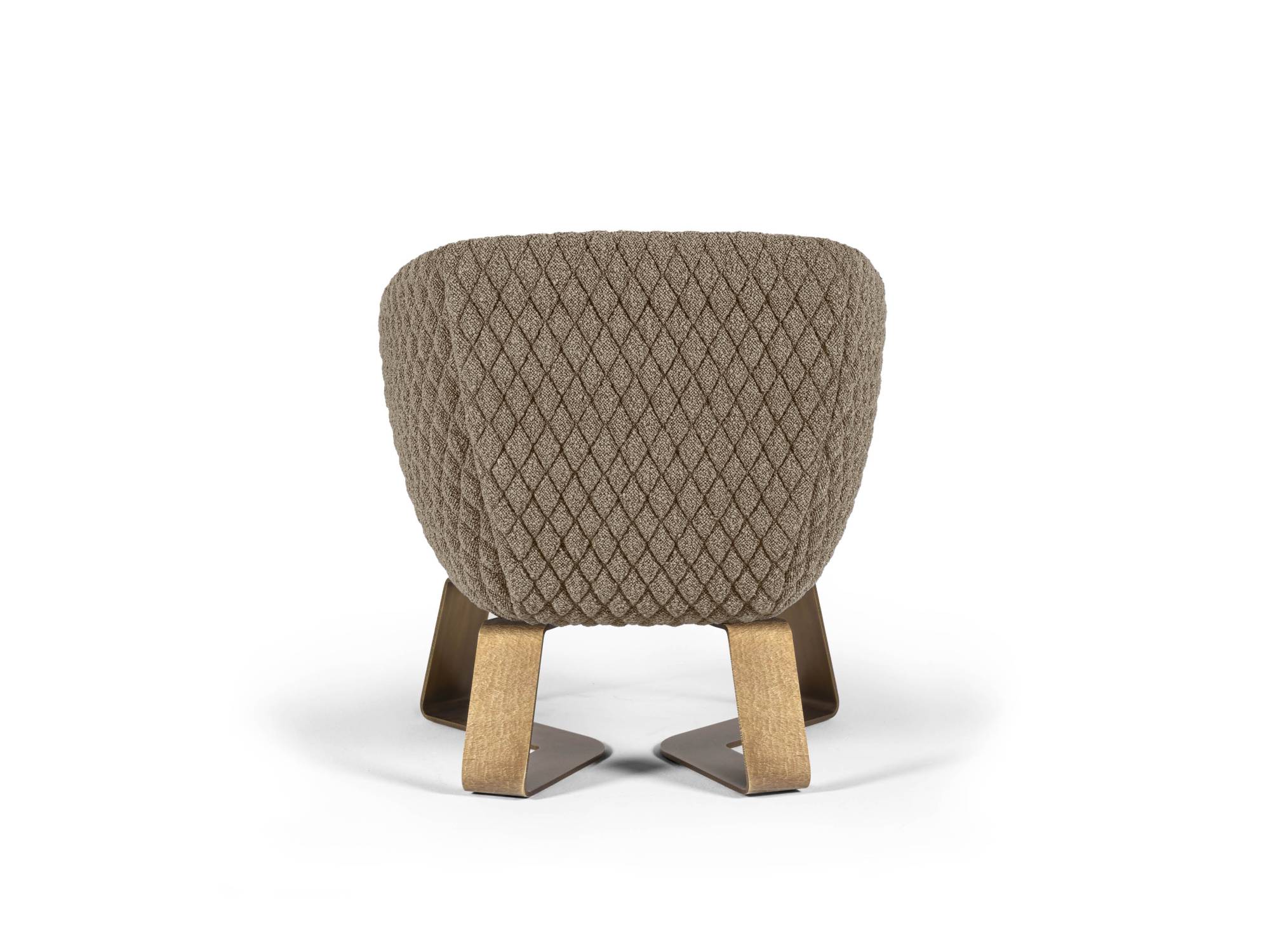Hessentia-Oliver_armchair_04
