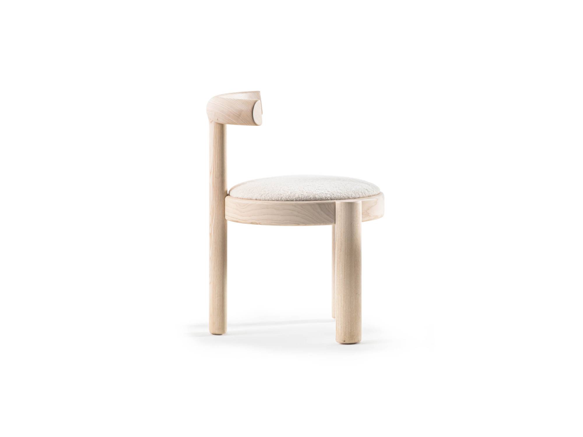 Hessentia-Tita.fn_chair_06