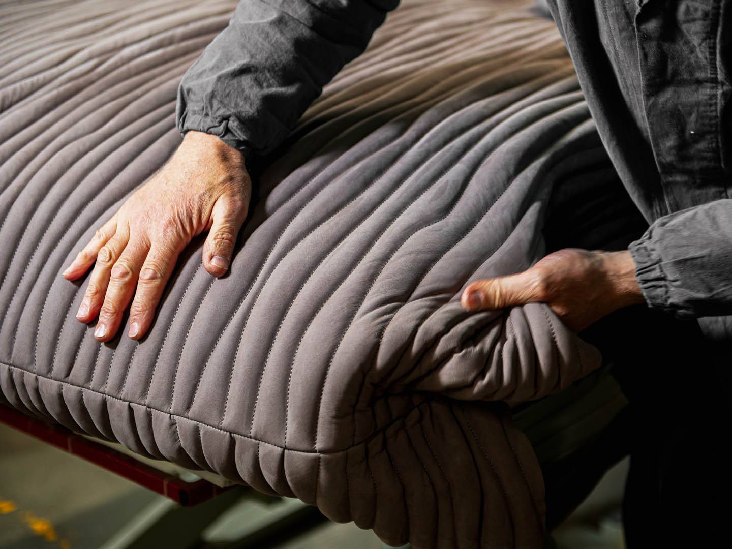 Hessentia-made-in-Italy-leaf