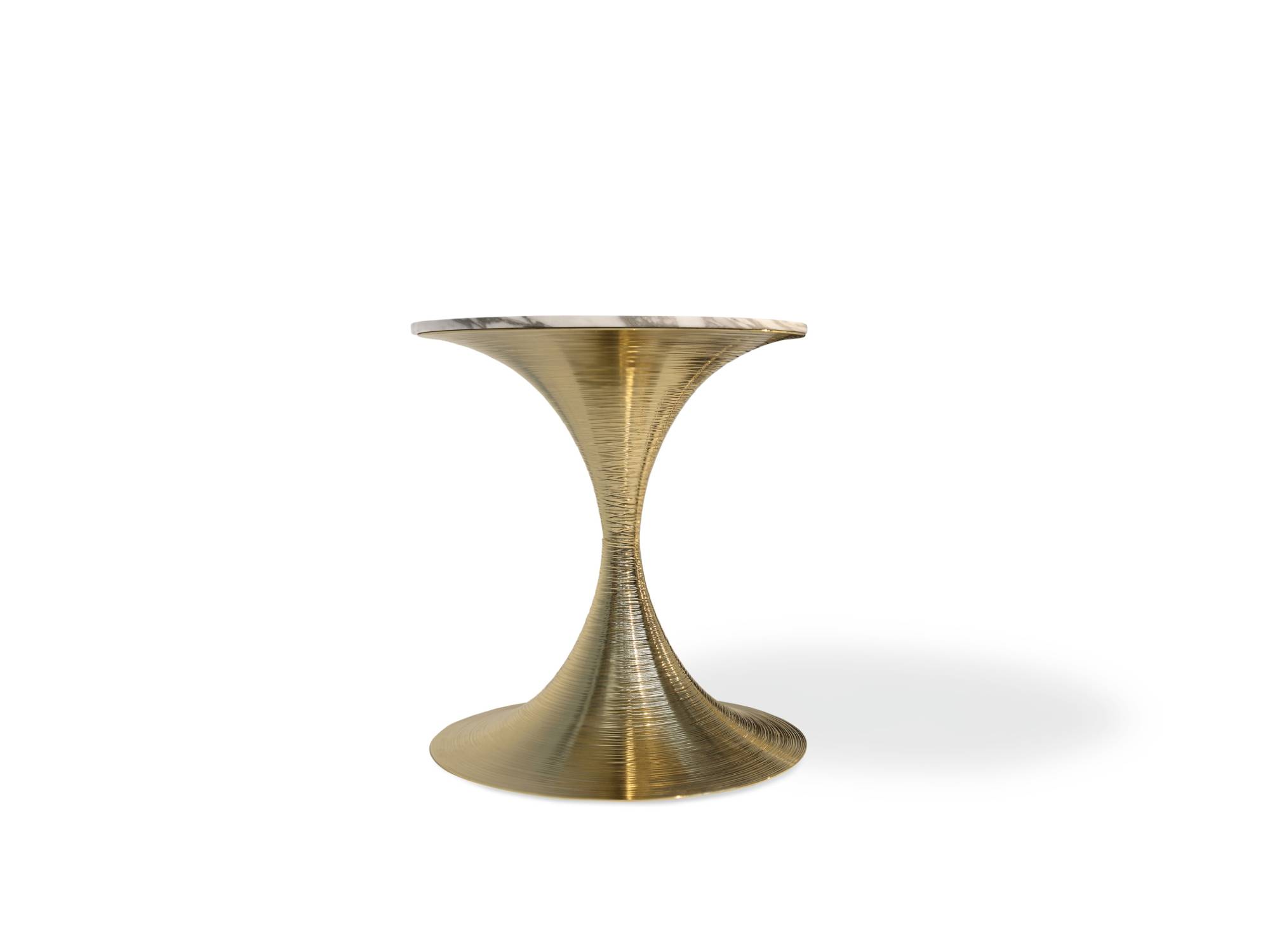 Hessentia-Donald_coffee_table_02