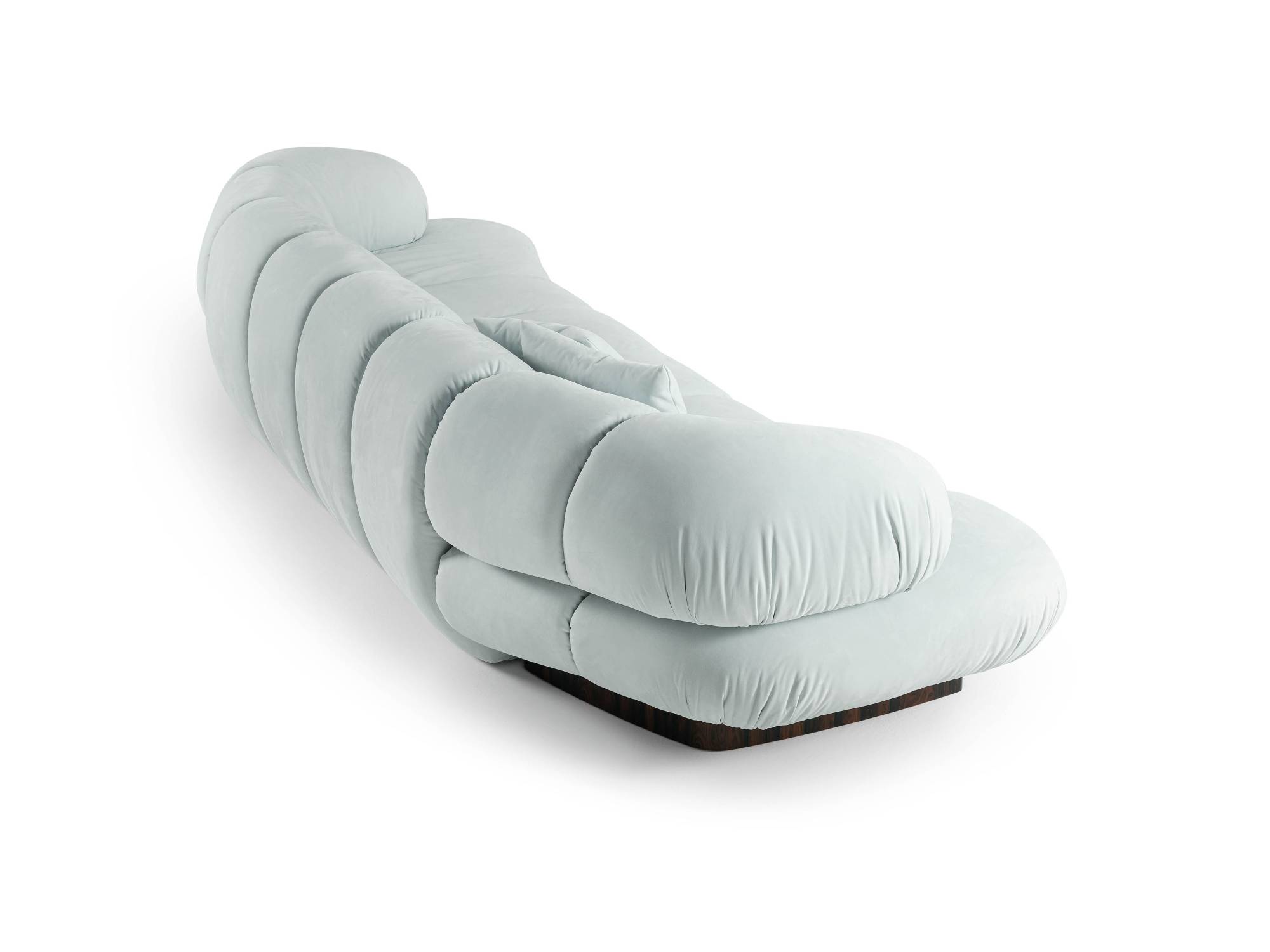 Hessentia-Kiro.br_sofa_03