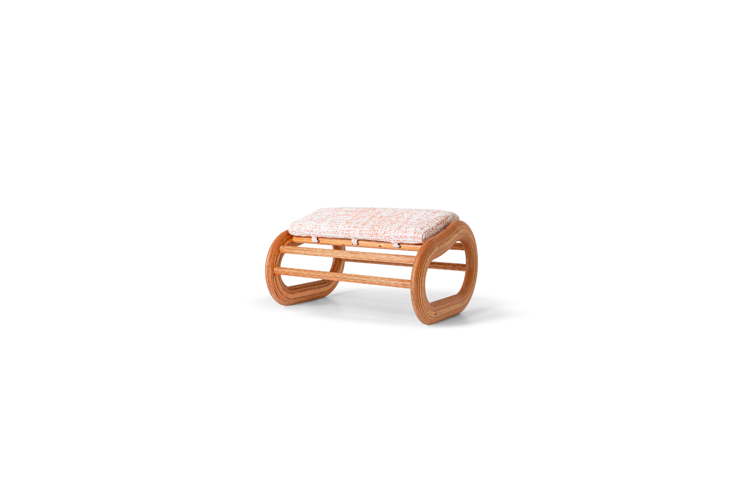 Hessentia-Itaca_pouf_01