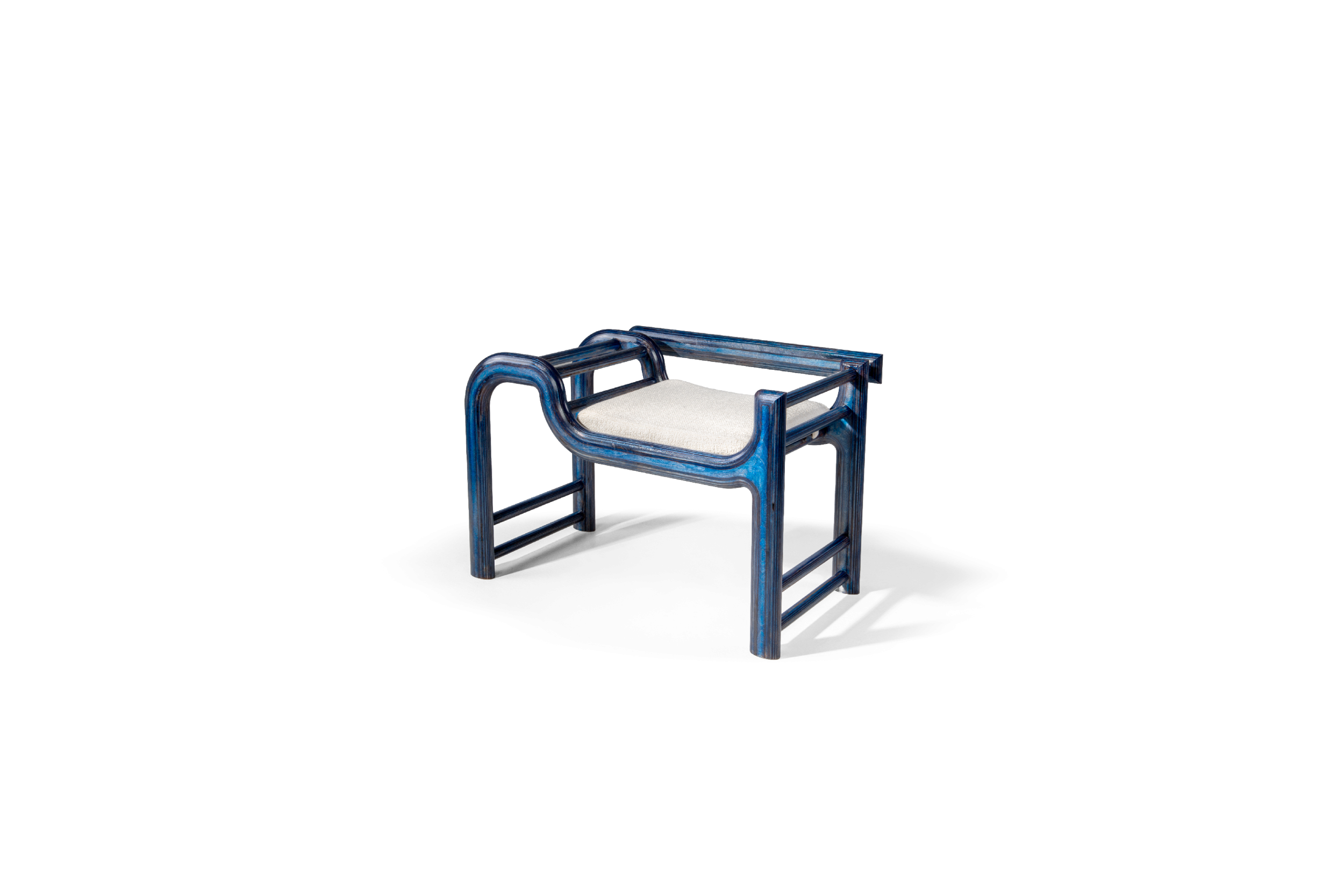 Hessentia-Itaca_bench_01