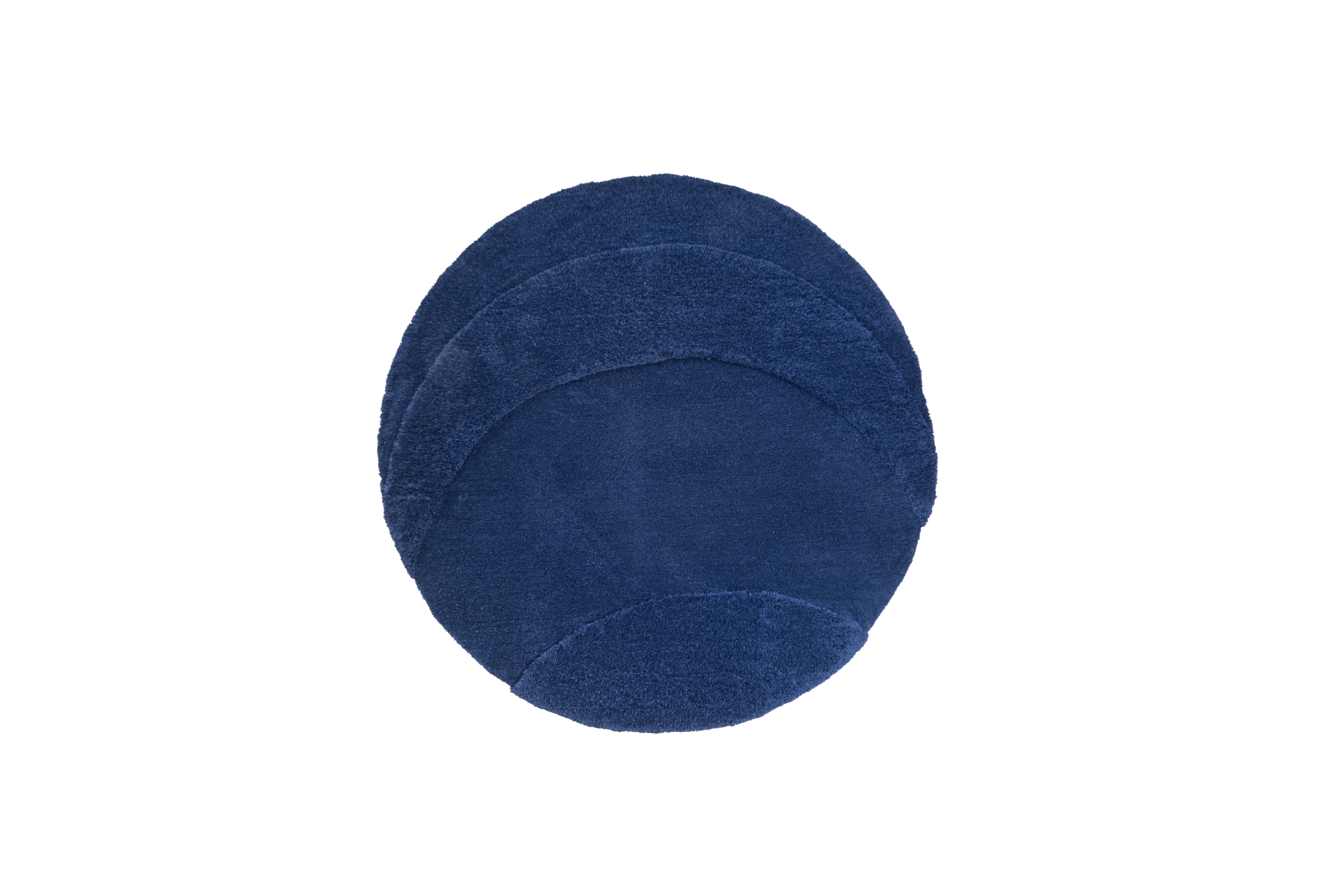 Hessentia-Moon_rug_01