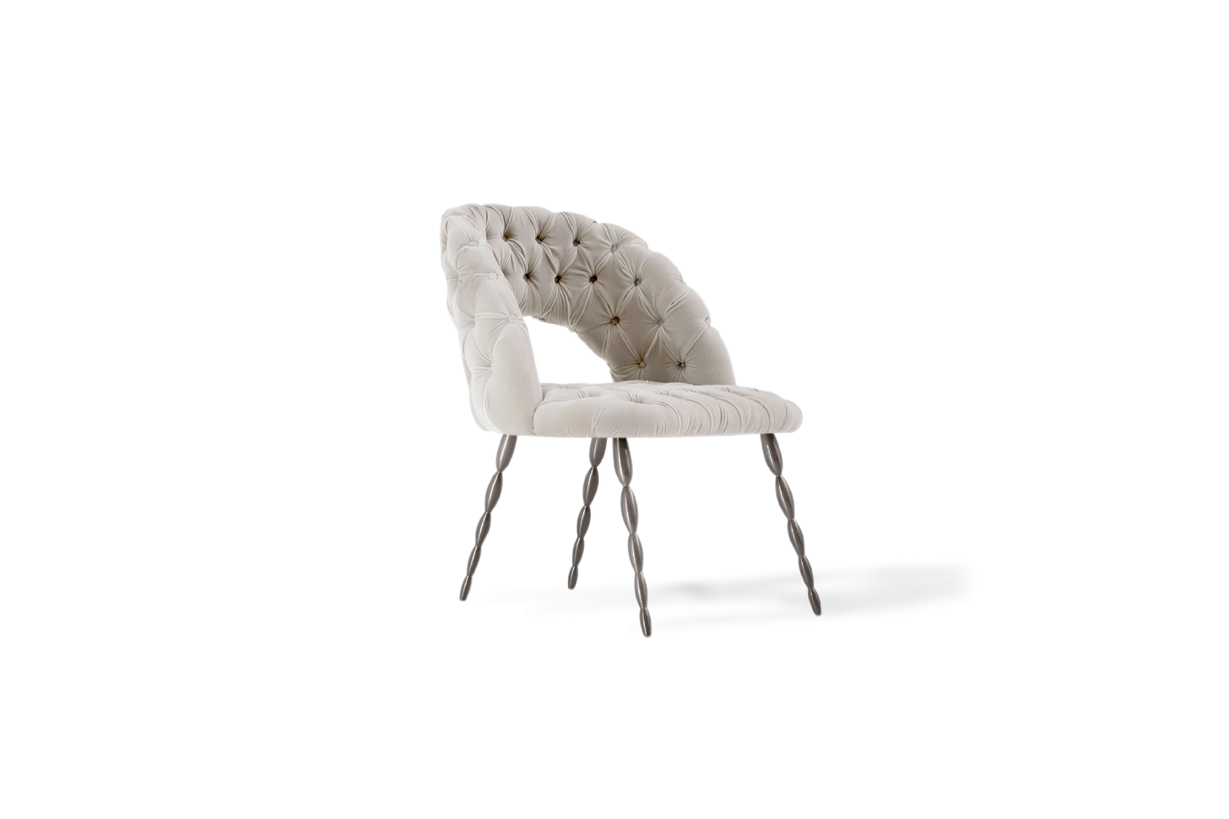Hessentia-Holly_chair_01