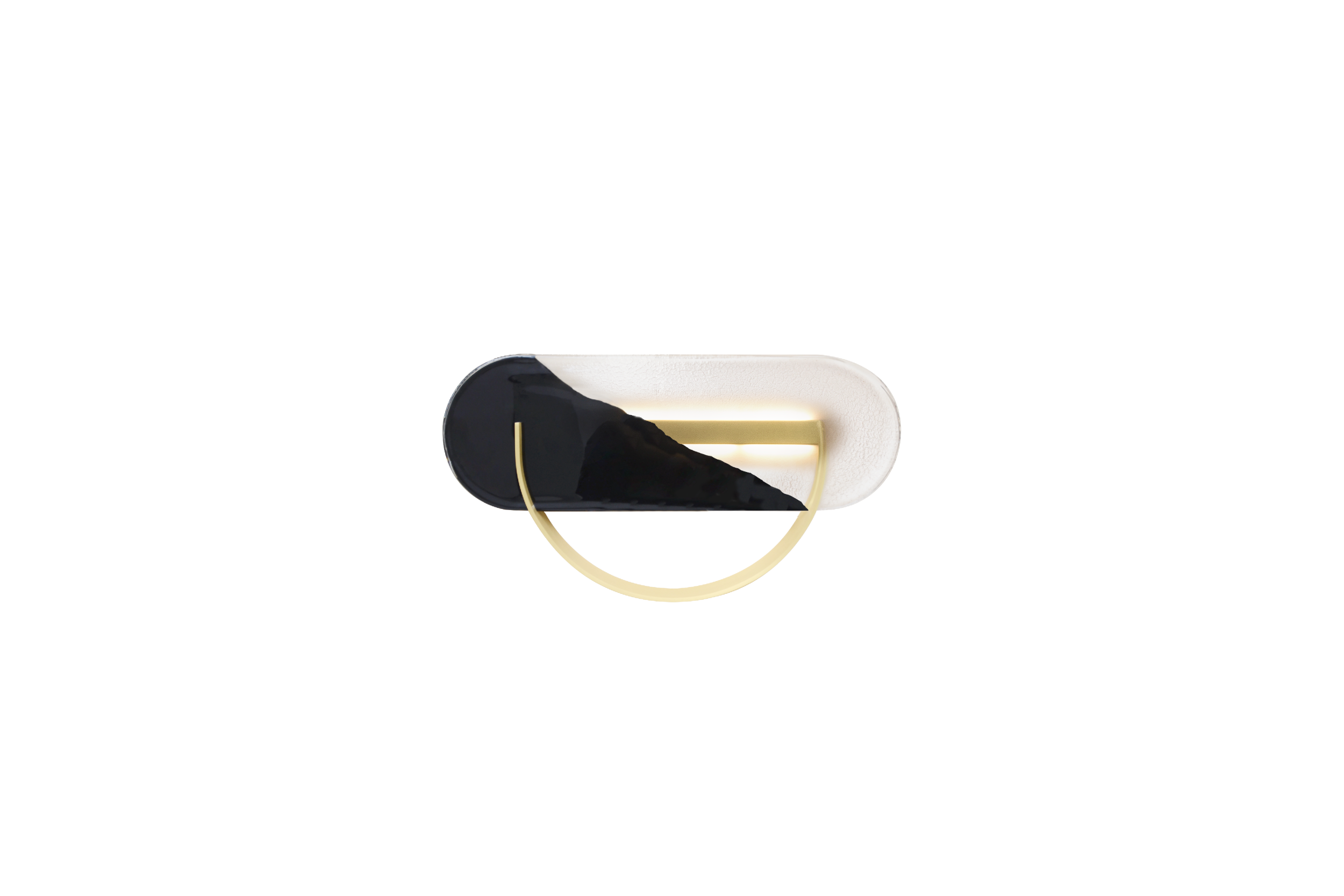 Hessentia-Demilune_wall_lamp_01