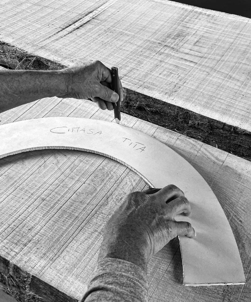 Hessentia-solid-wood-made-in-italy